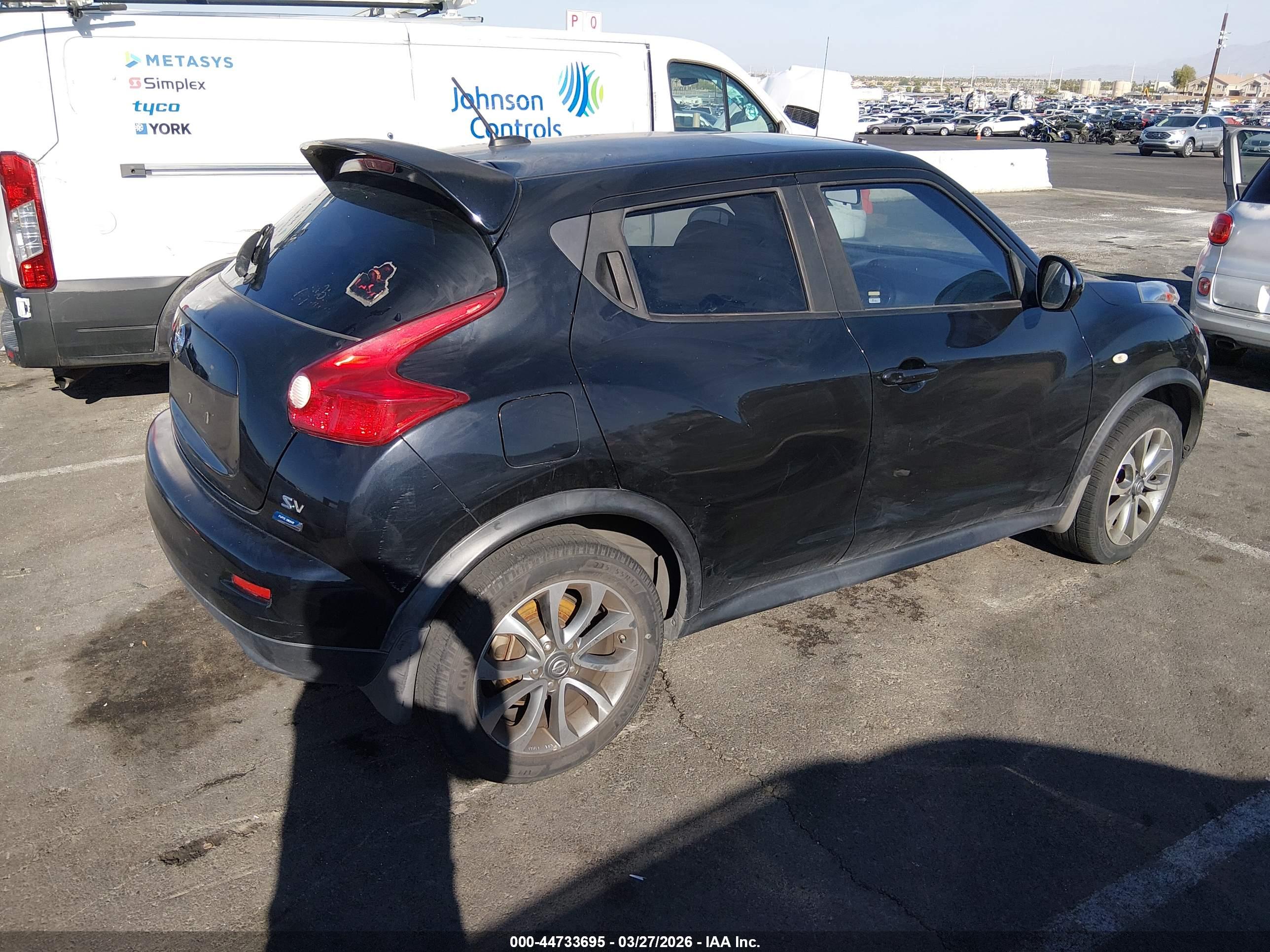 NISSAN JUKE image 4