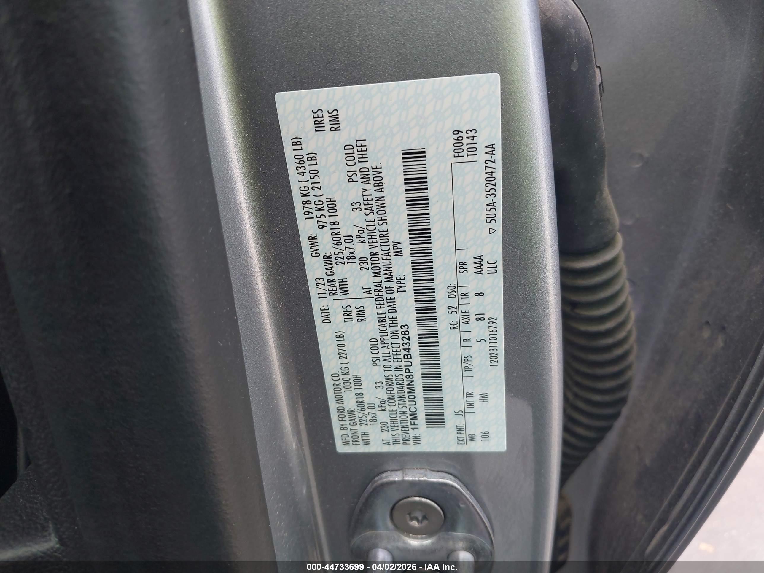 FORD ESCAPE image 9