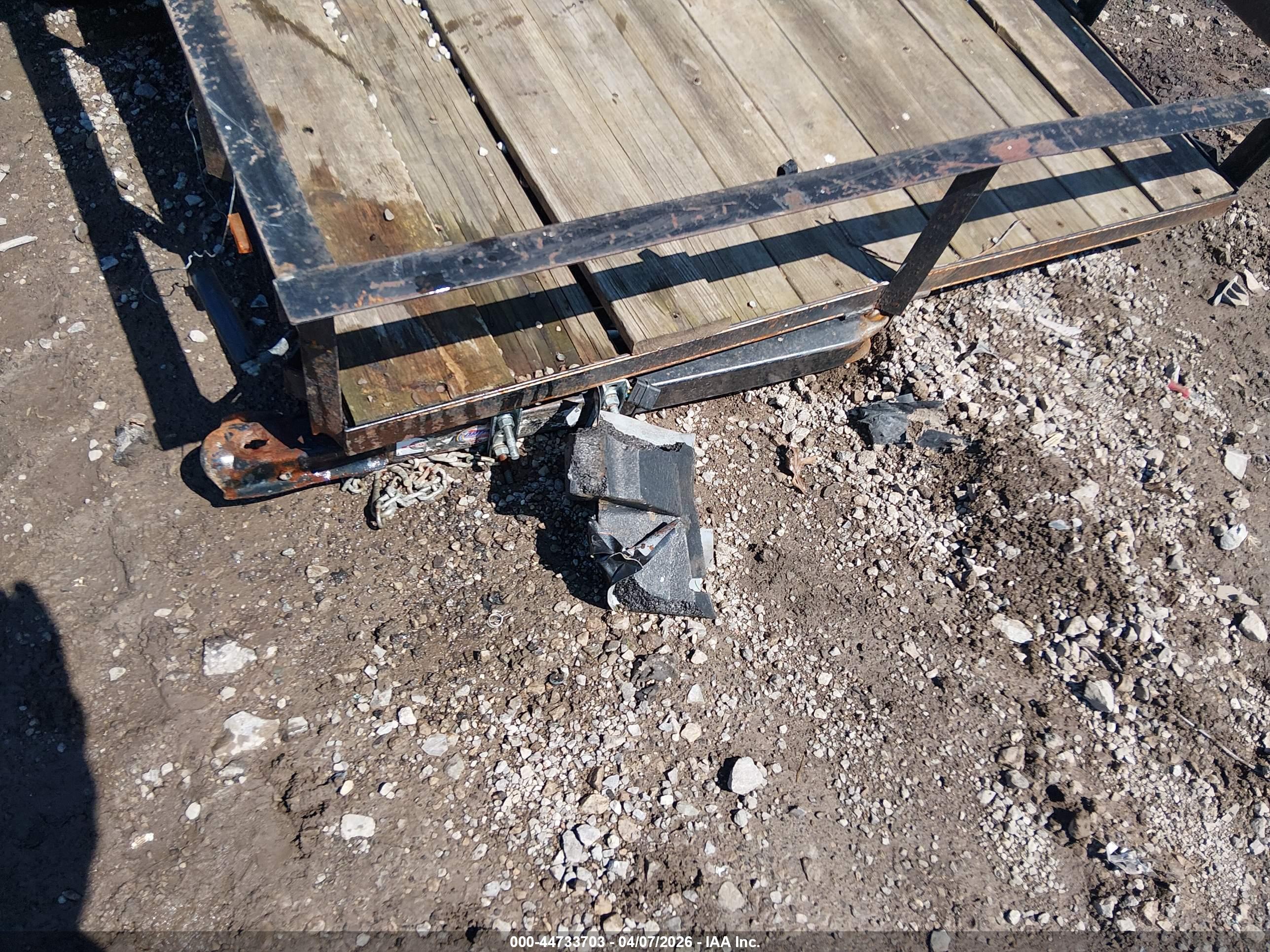 CARRY ON image 10
