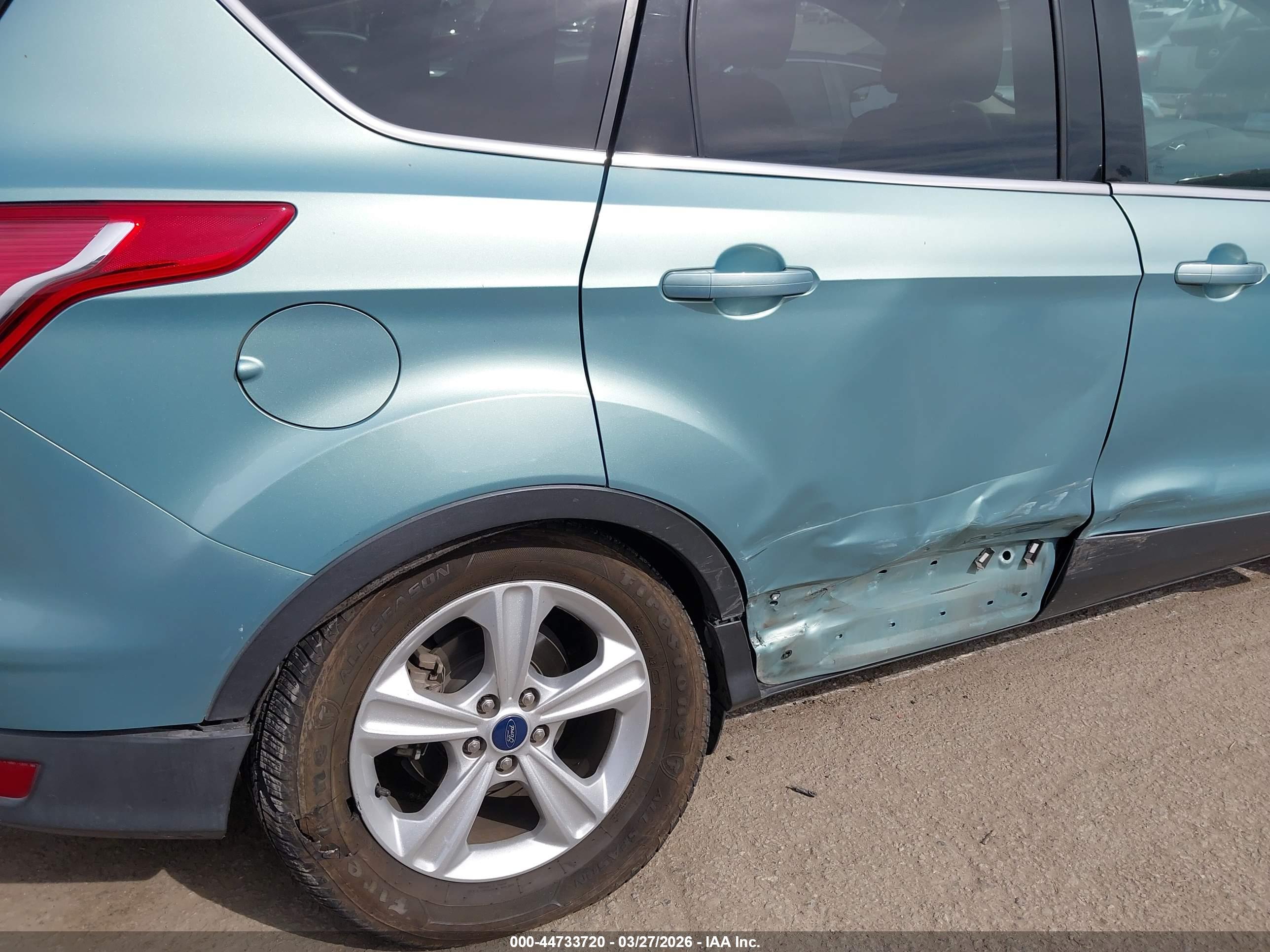 FORD ESCAPE image 6
