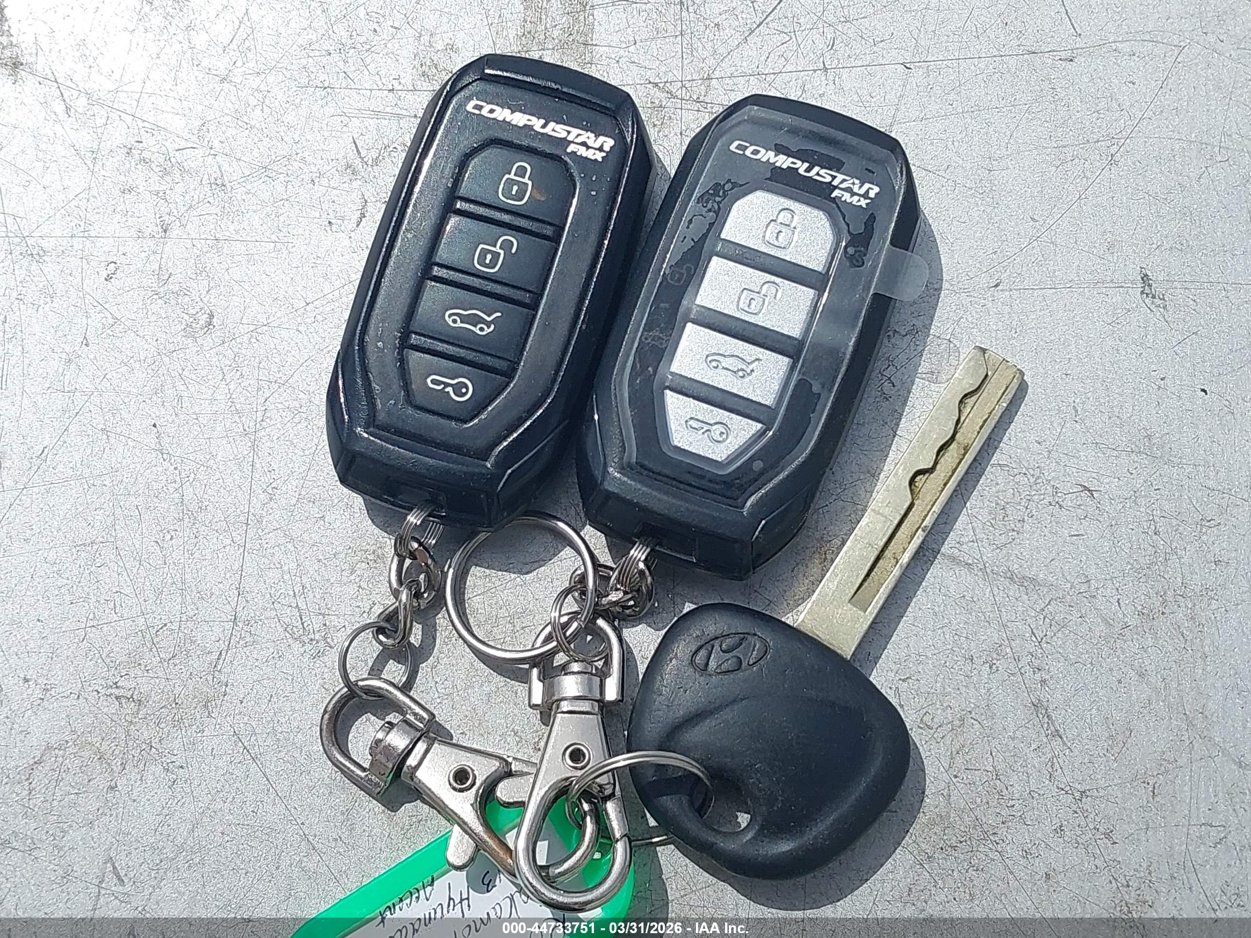HYUNDAI ACCENT image 11
