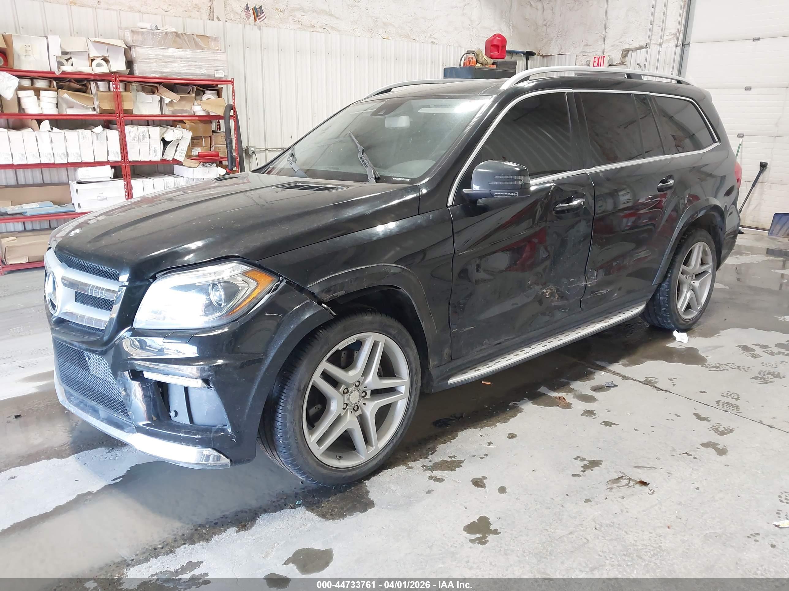 MERCEDES-BENZ GL image 2