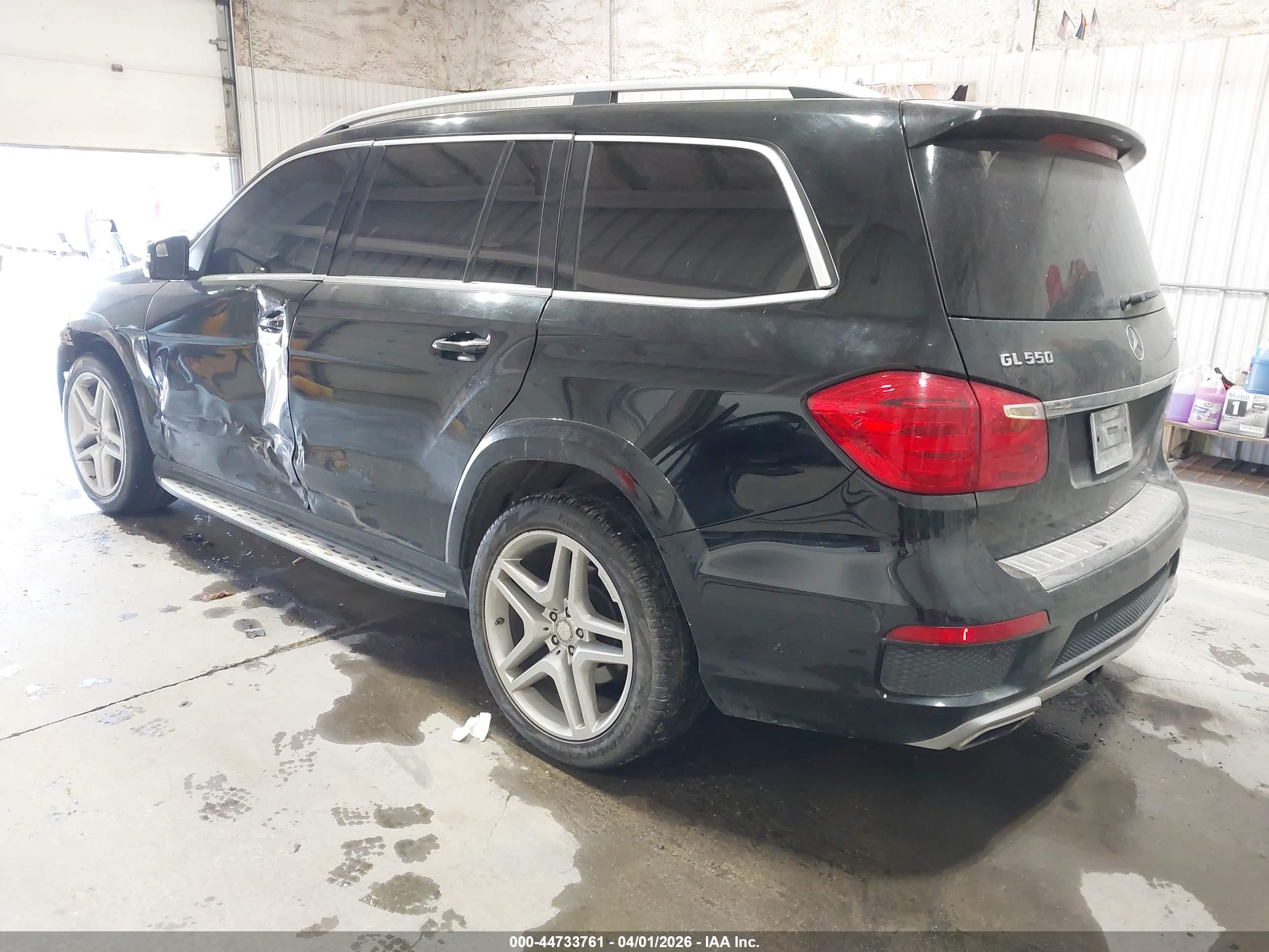 MERCEDES-BENZ GL image 3