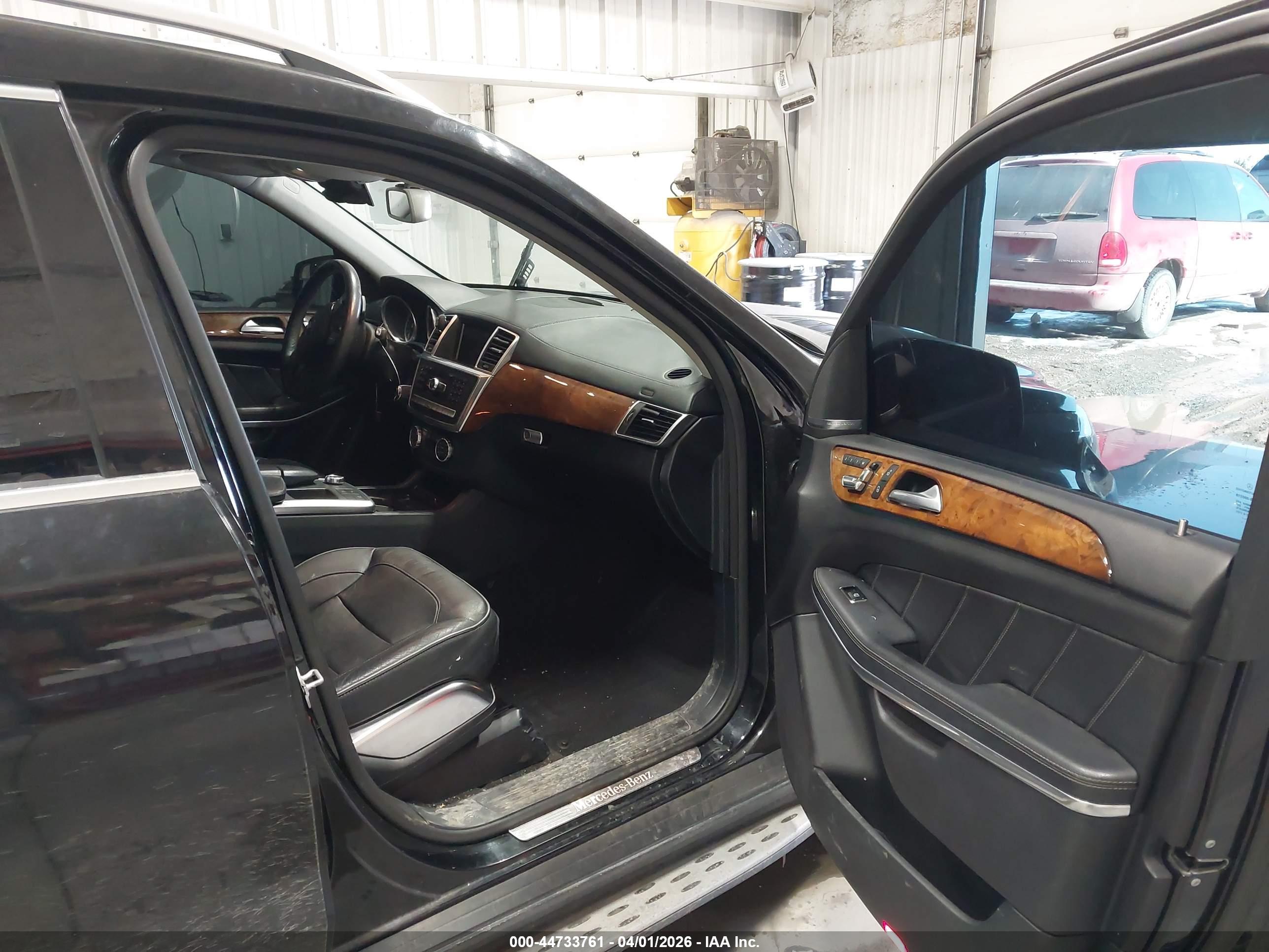 MERCEDES-BENZ GL image 5