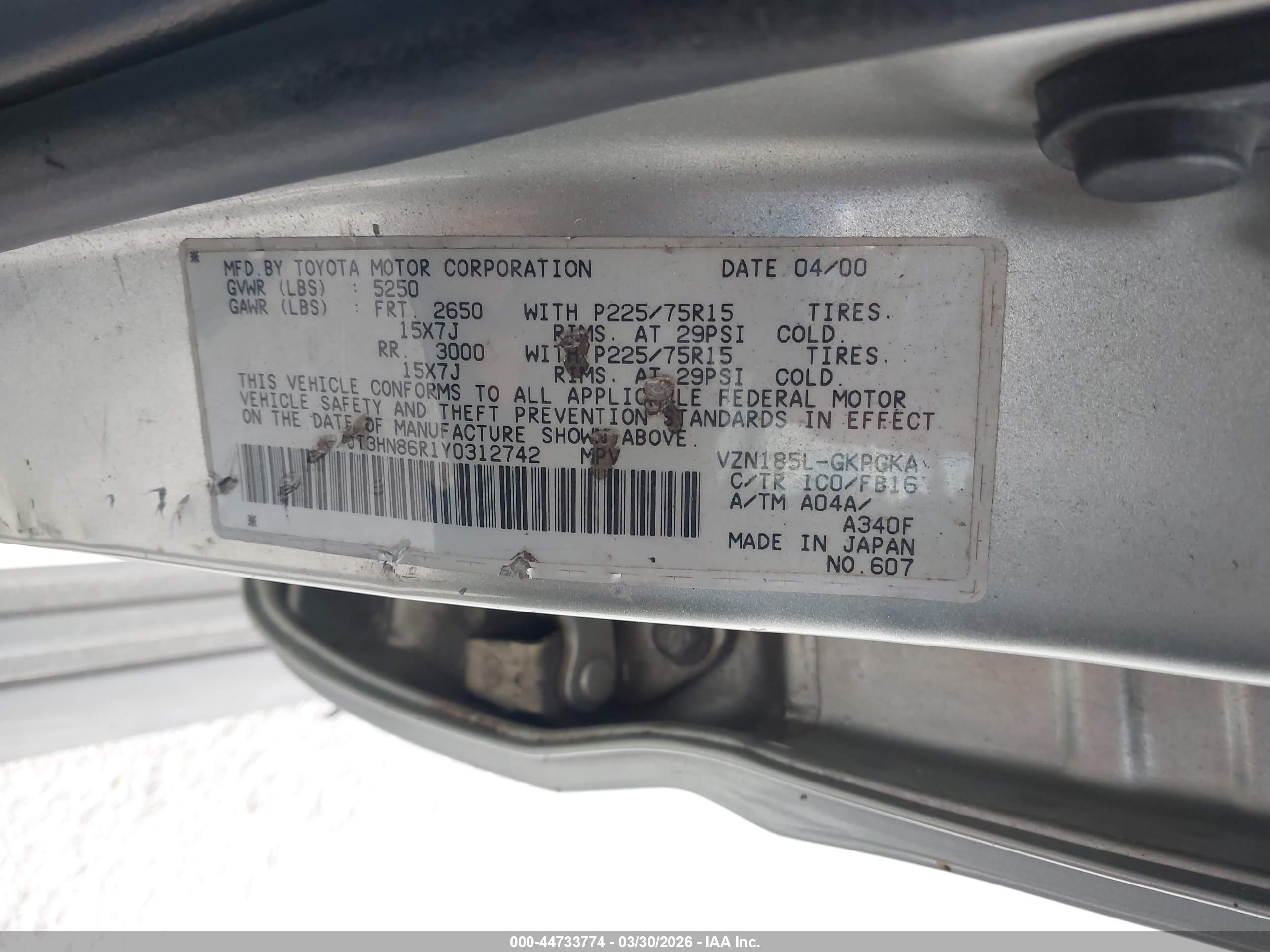 TOYOTA 4RUNNER image 9