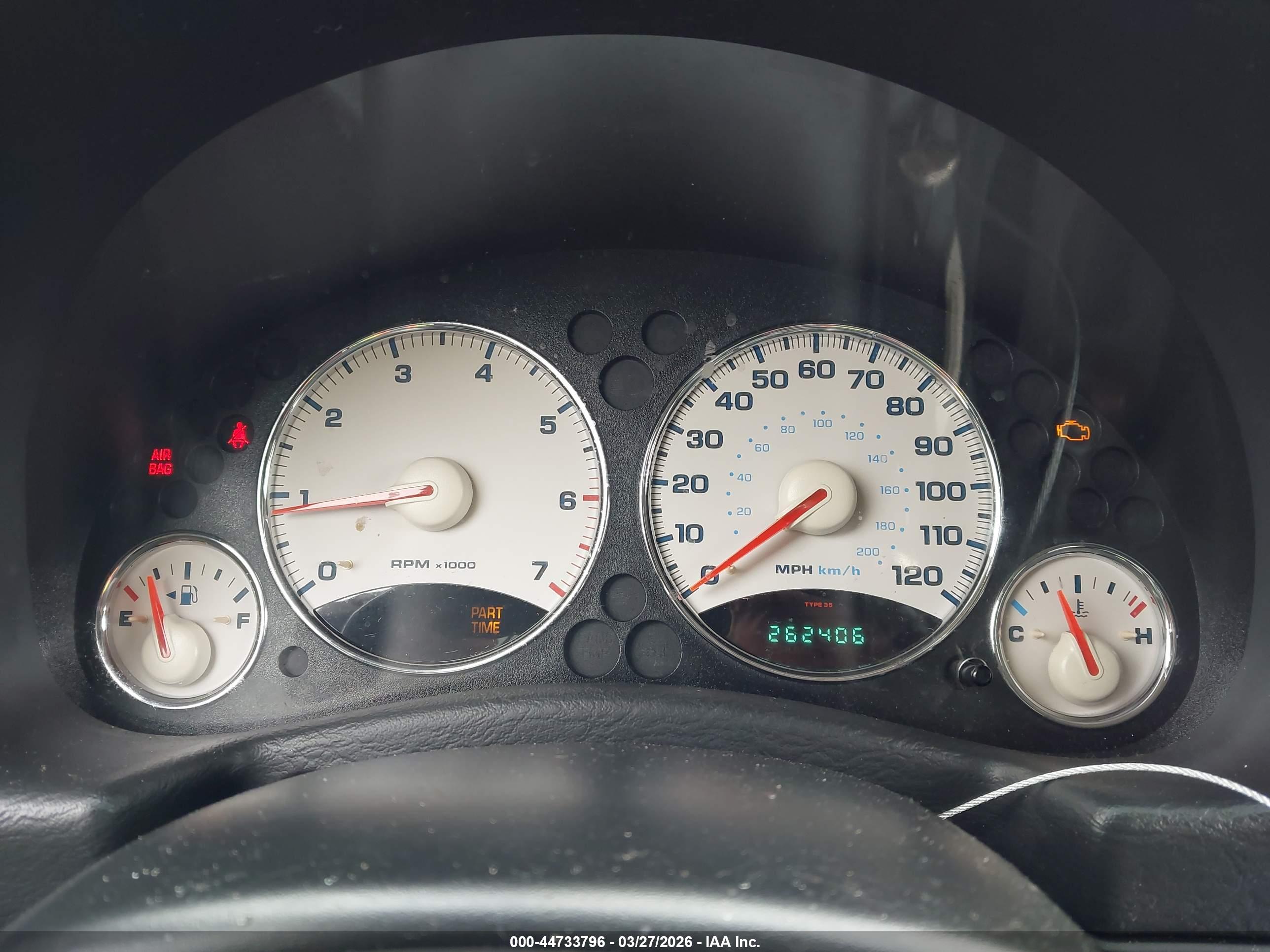 JEEP LIBERTY image 7