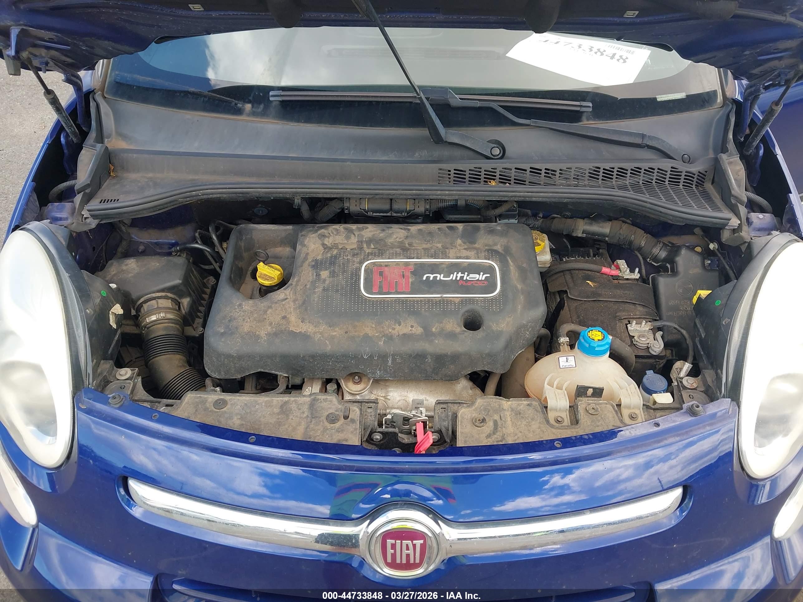 FIAT 500L image 10