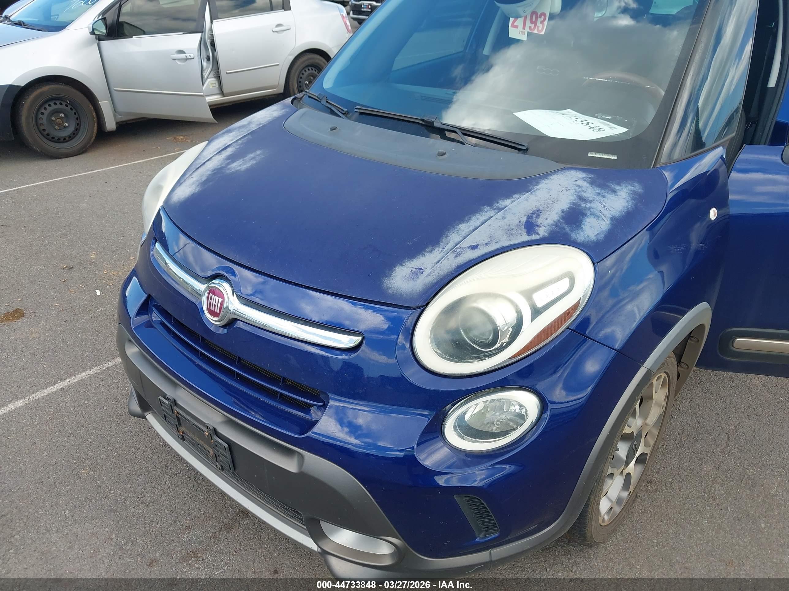 FIAT 500L image 6