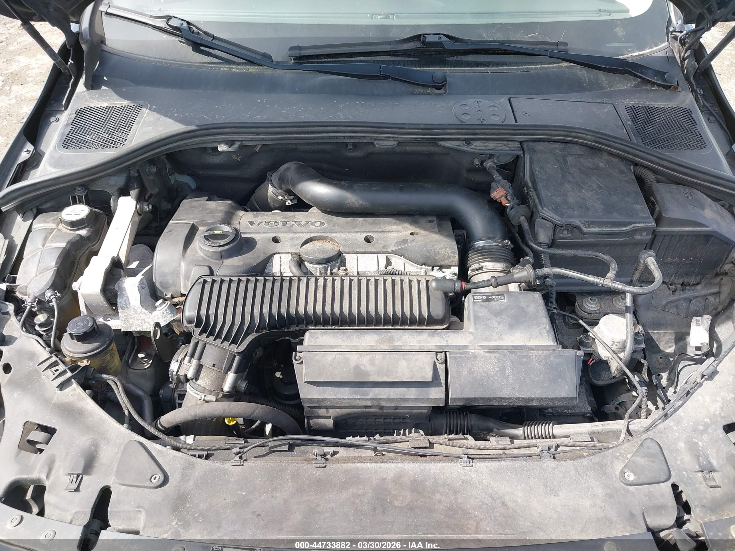 VOLVO S60 image 10