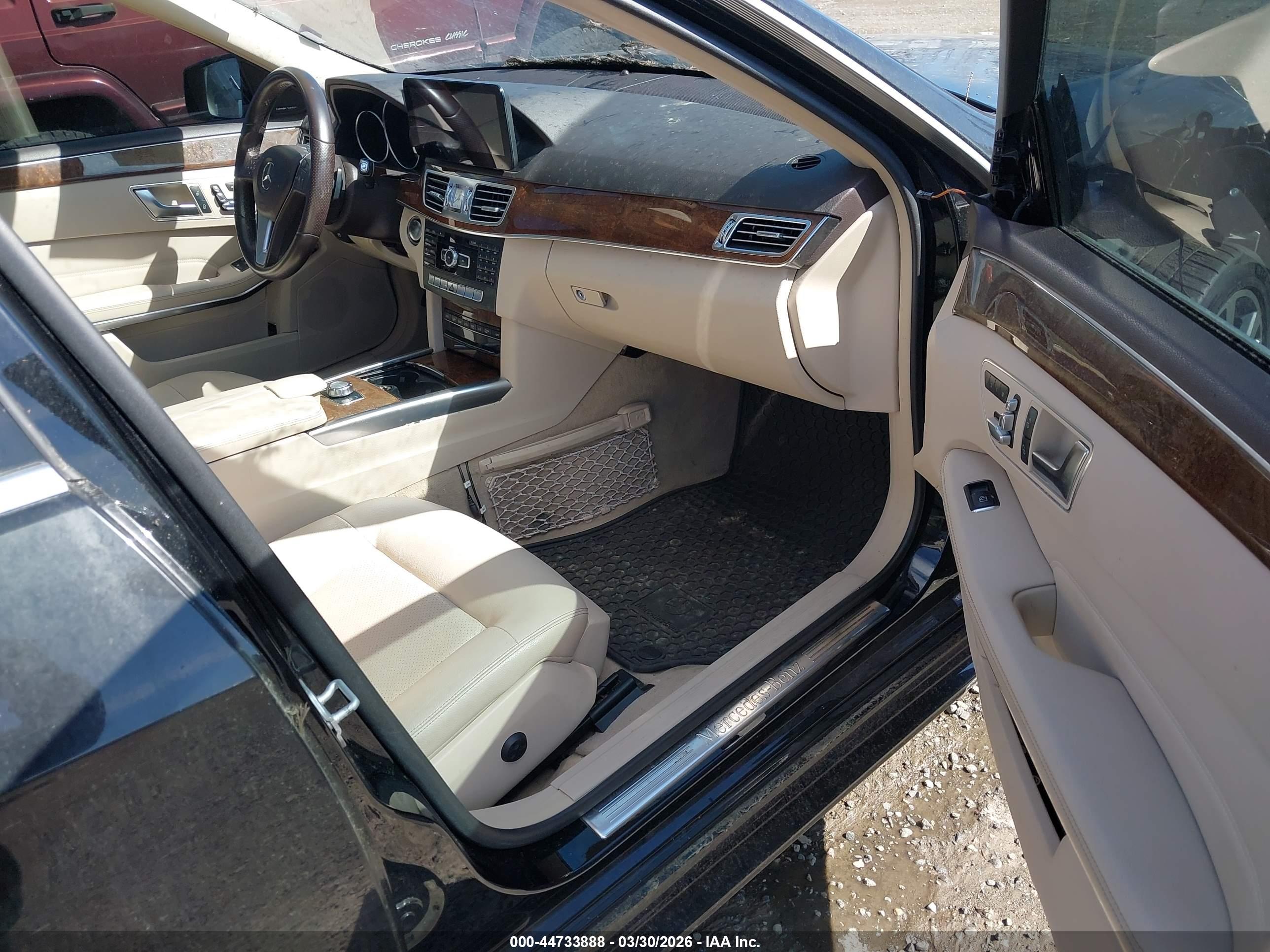 MERCEDES-BENZ E image 5