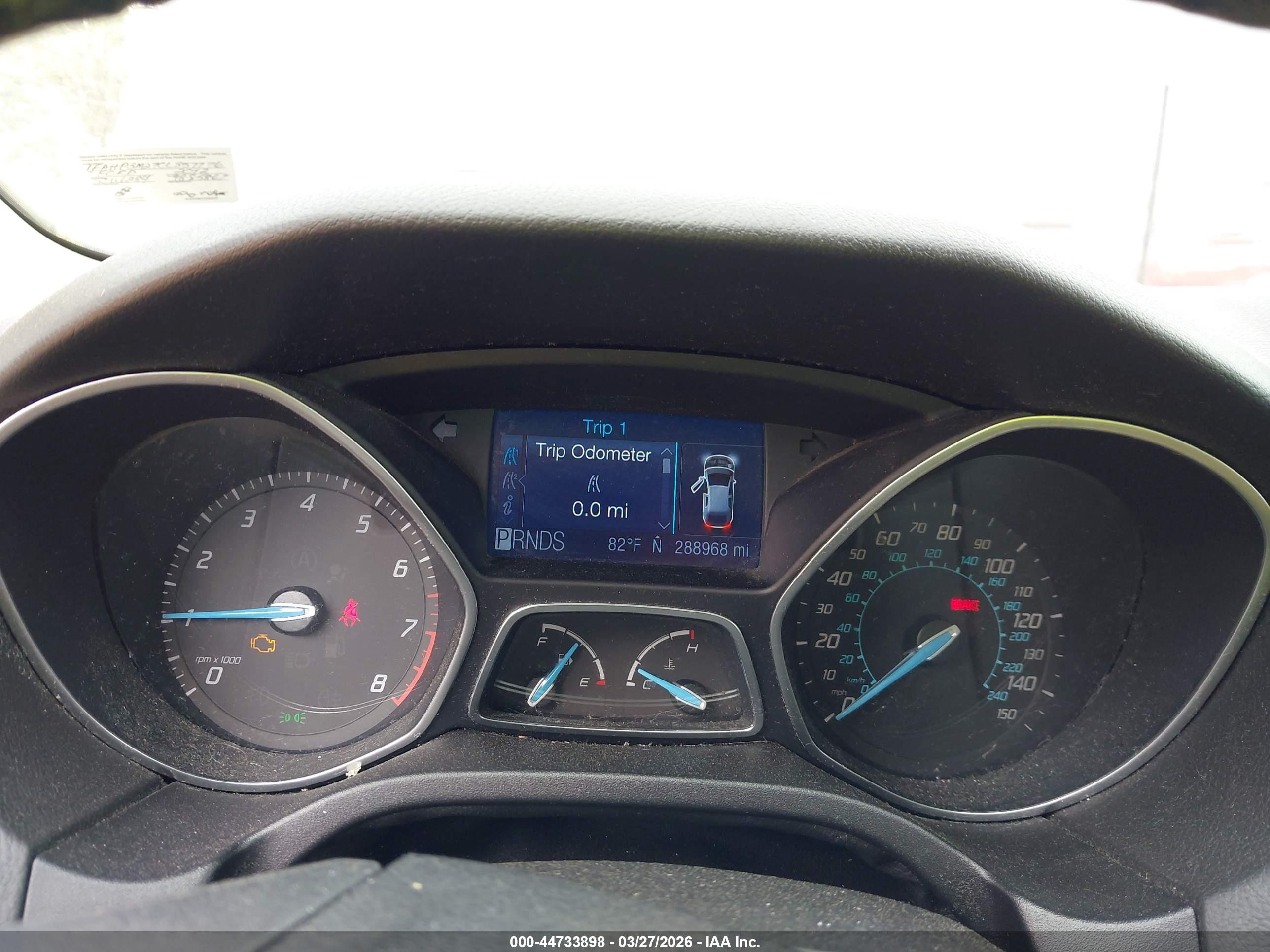 FORD FOCUS image 7