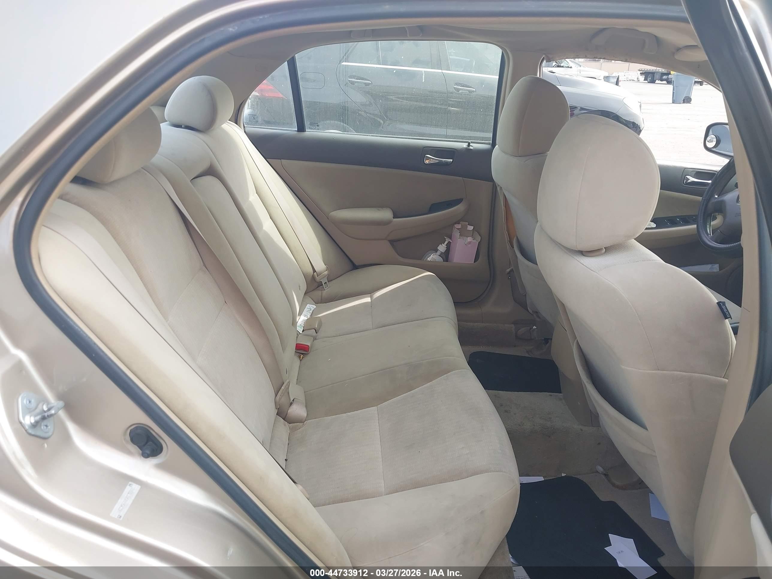 HONDA ACCORD image 8