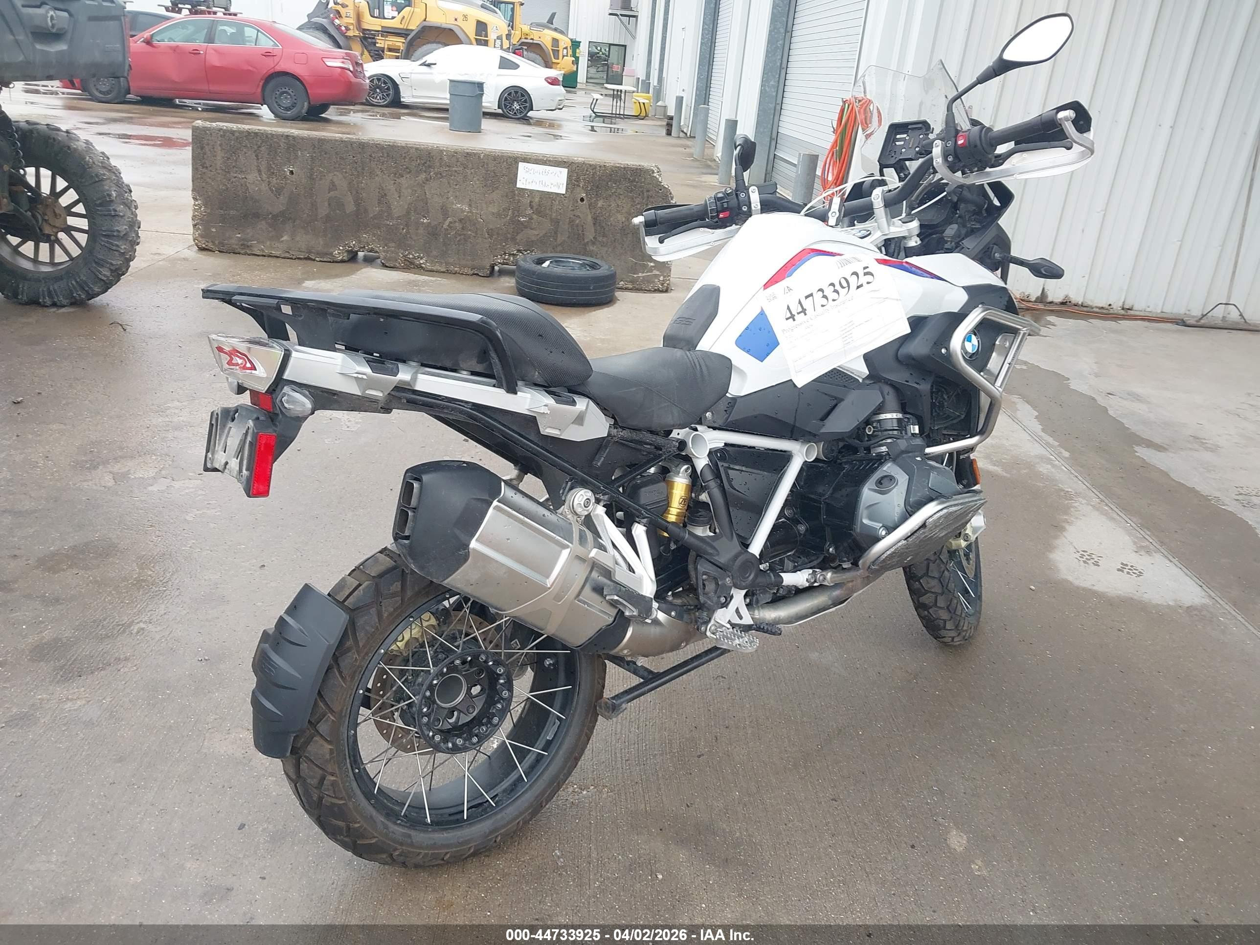 BMW R image 4