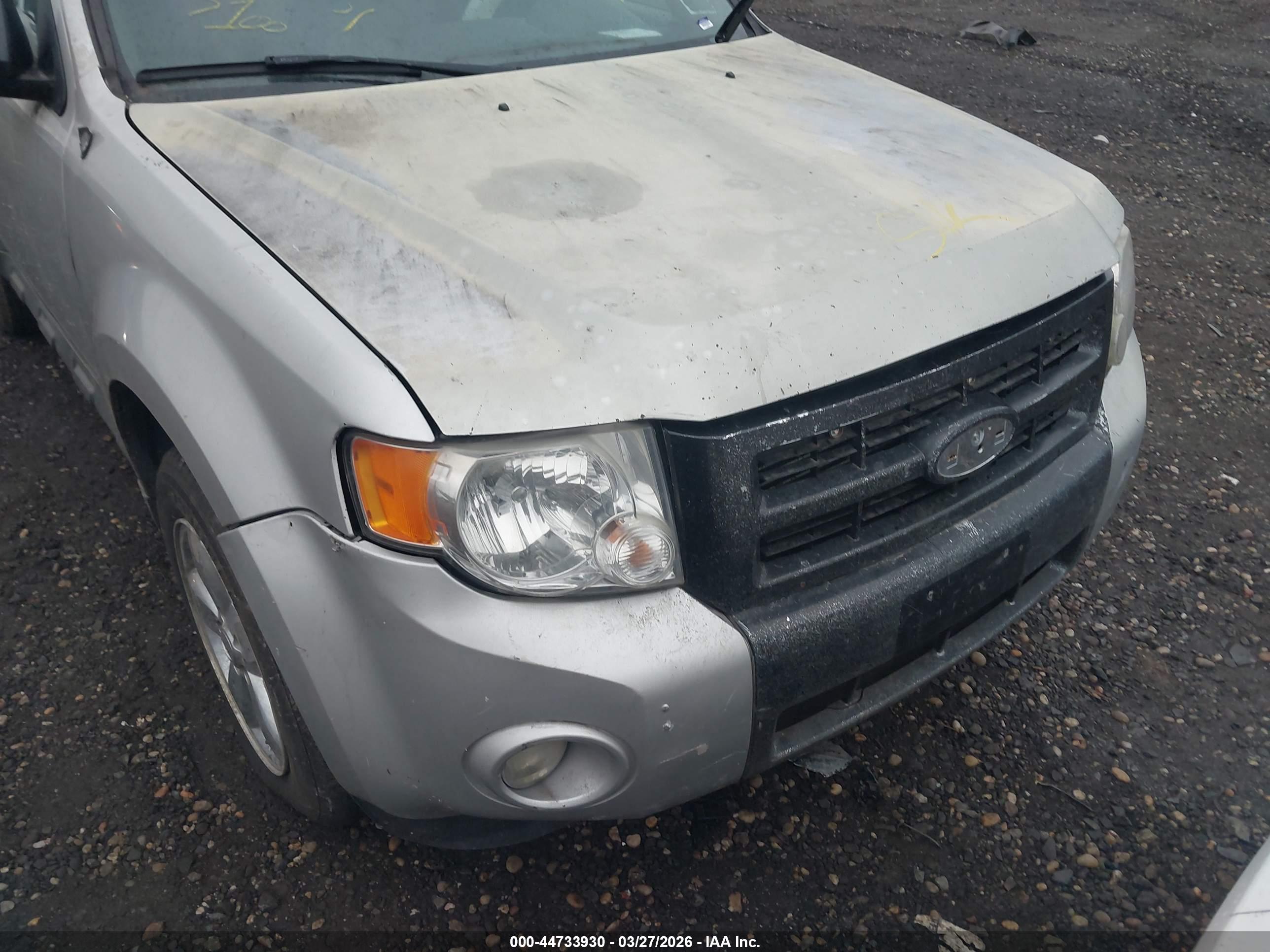 FORD ESCAPE image 6