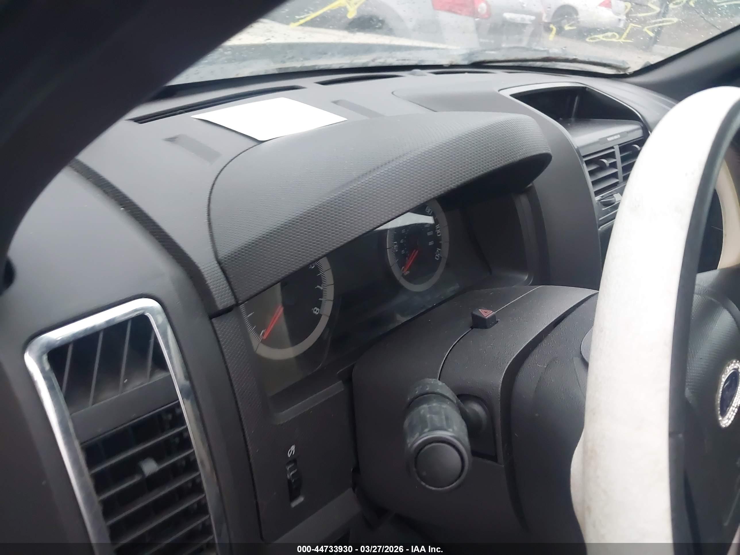 FORD ESCAPE image 7