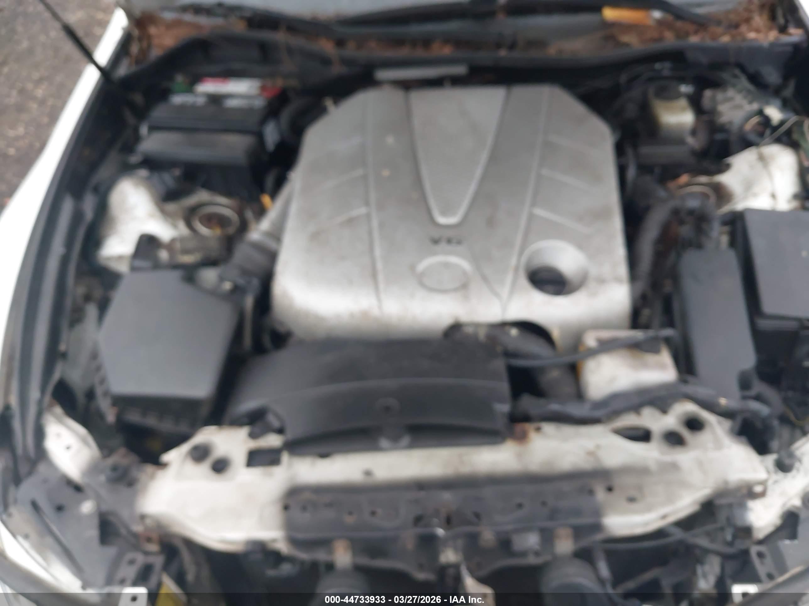 LEXUS GS image 10
