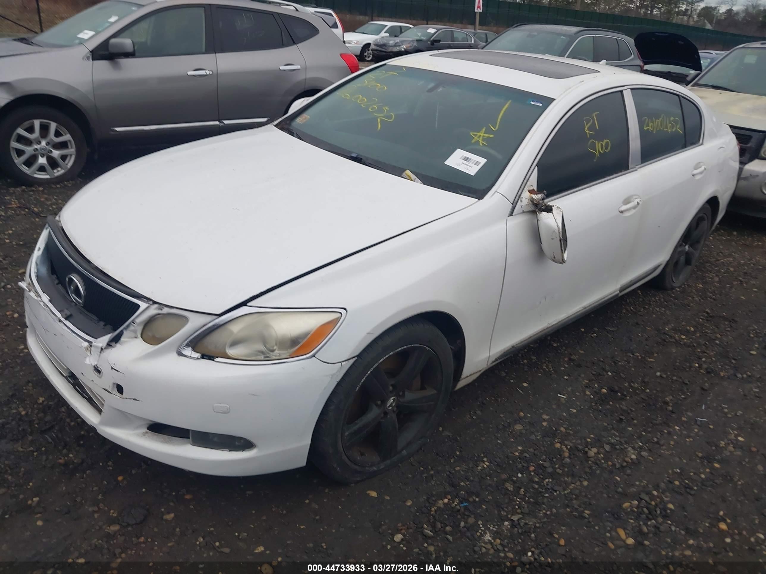 LEXUS GS image 2