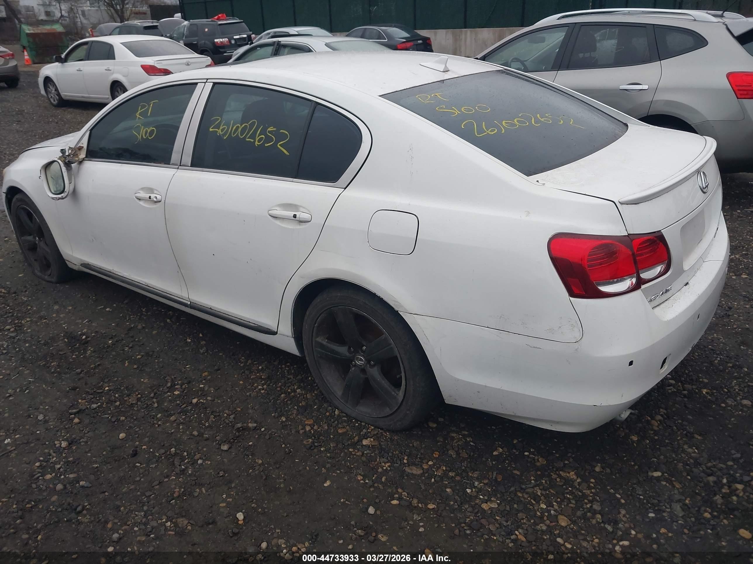 LEXUS GS image 3