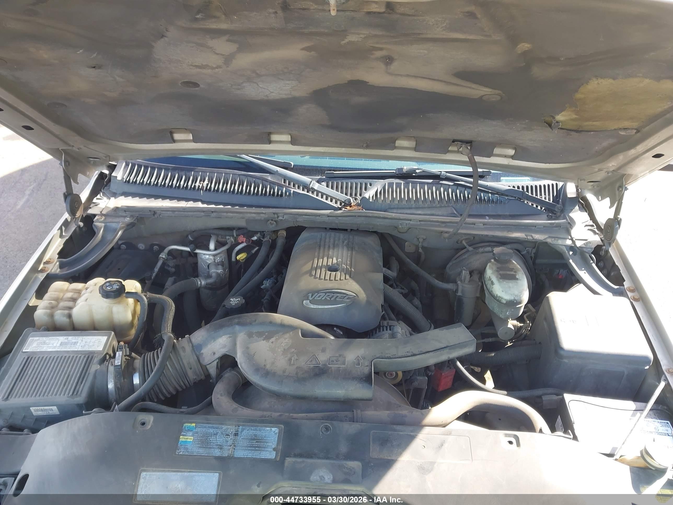 CHEVROLET SUBURBAN image 10