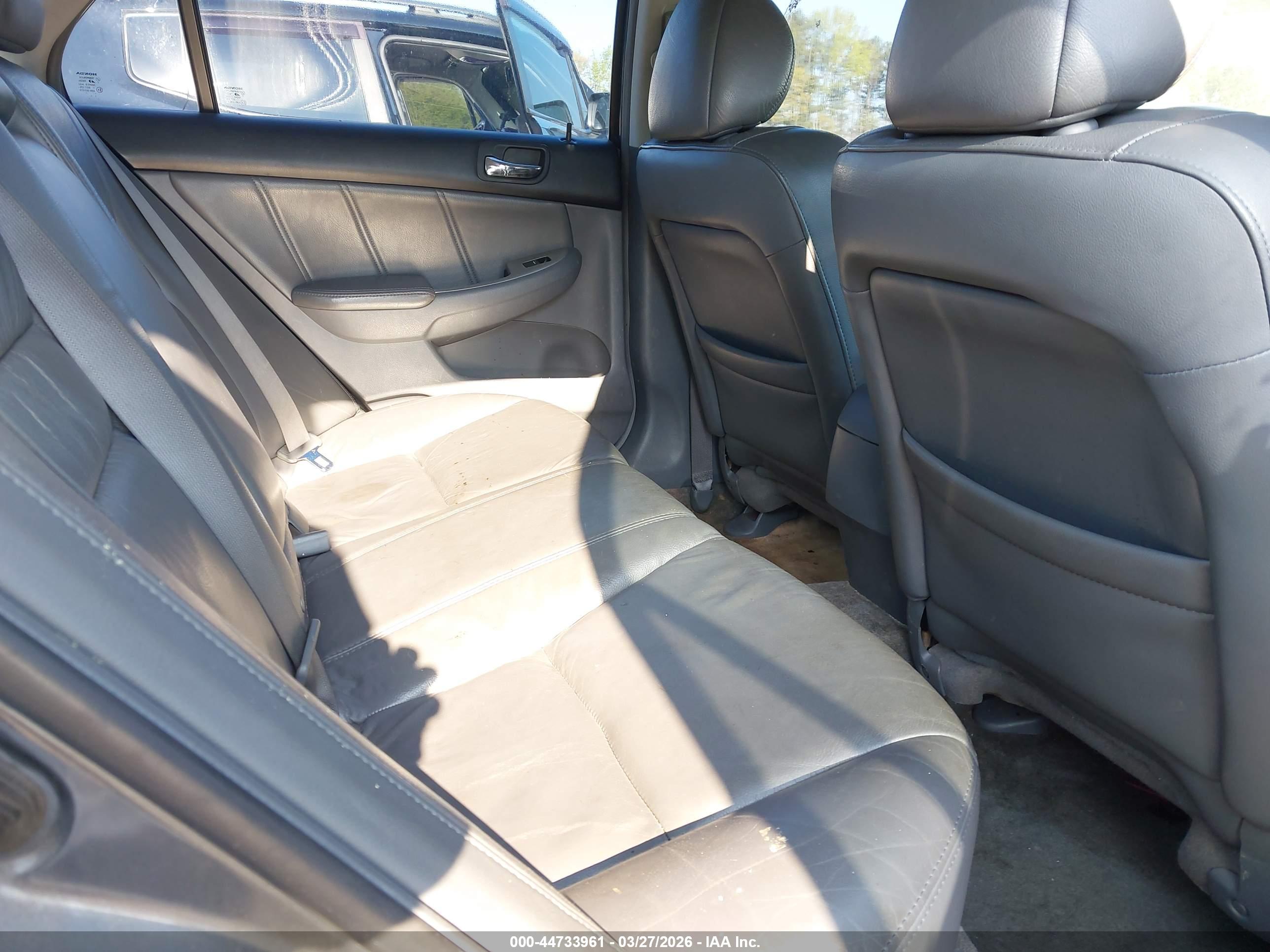 HONDA ACCORD image 8