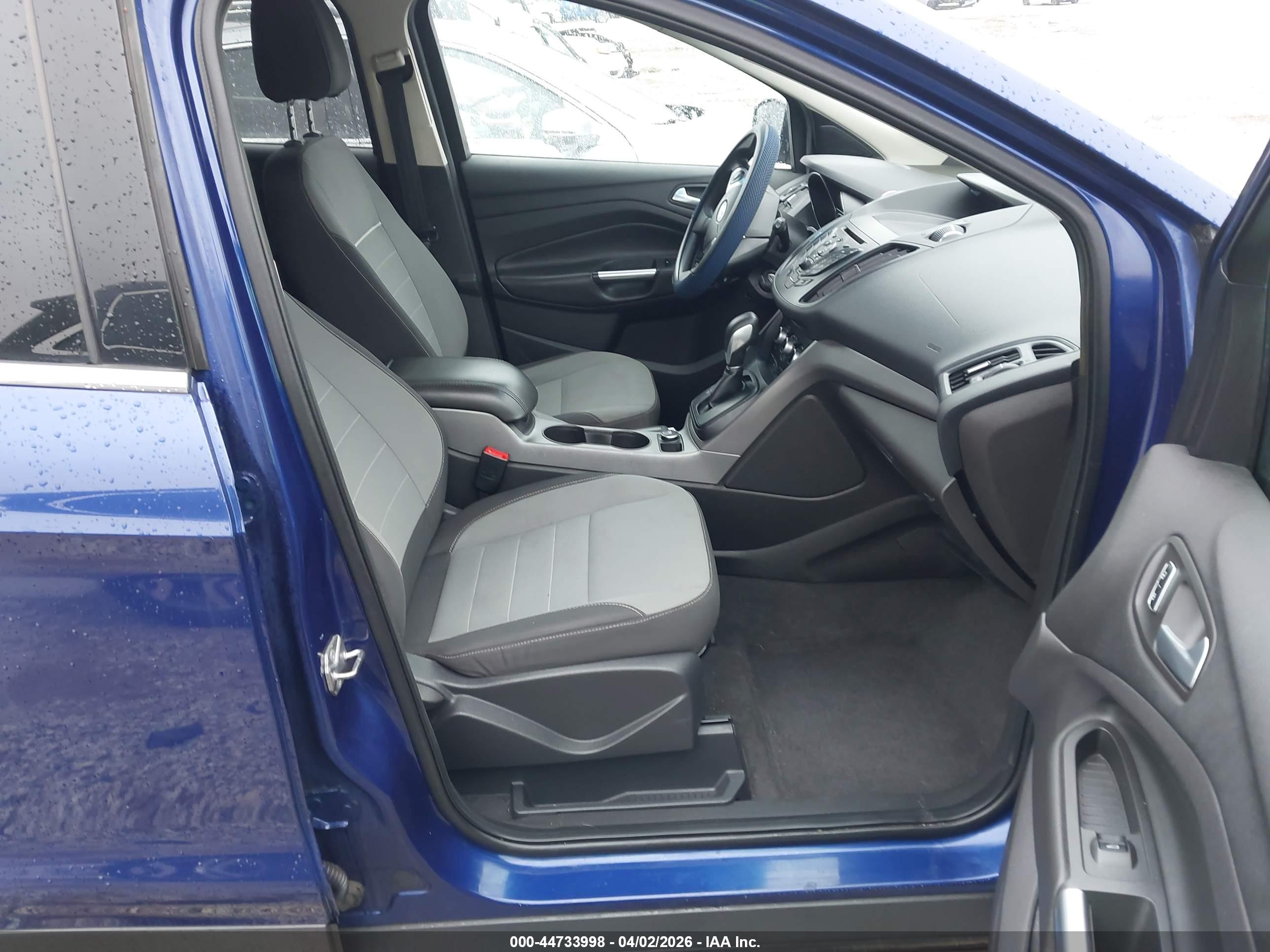 FORD ESCAPE image 5