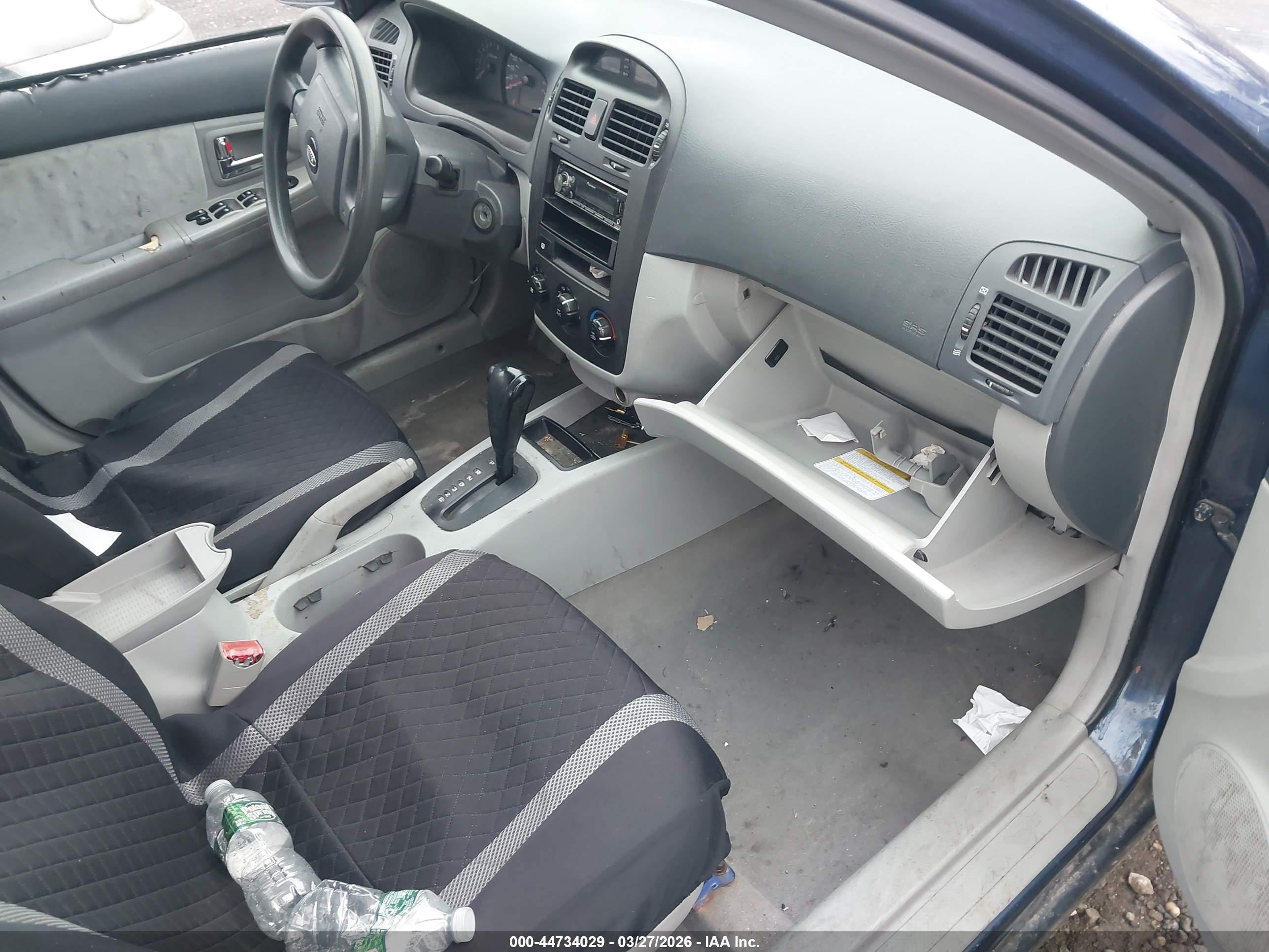 KIA SPECTRA image 5