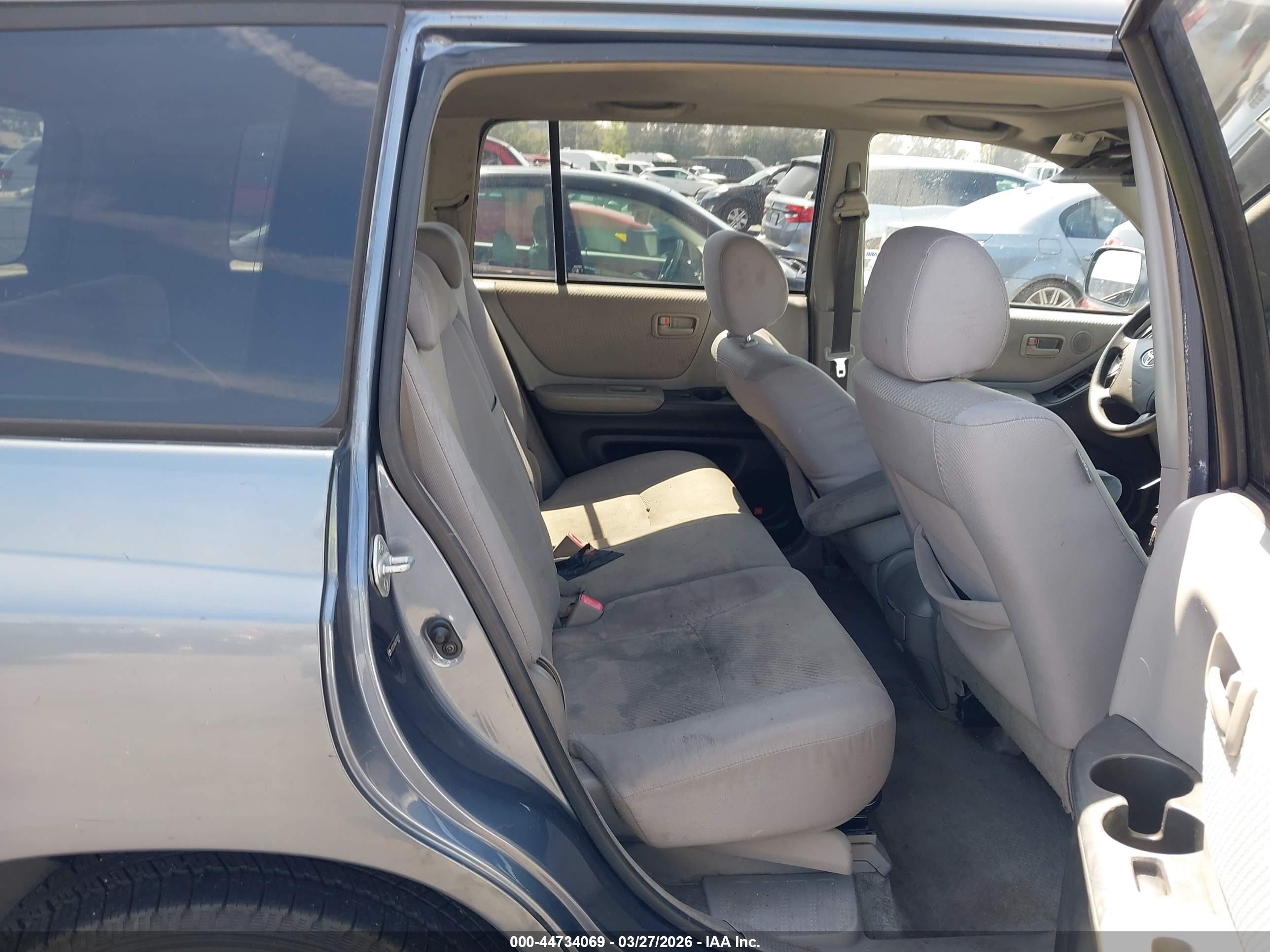 TOYOTA HIGHLANDER image 8
