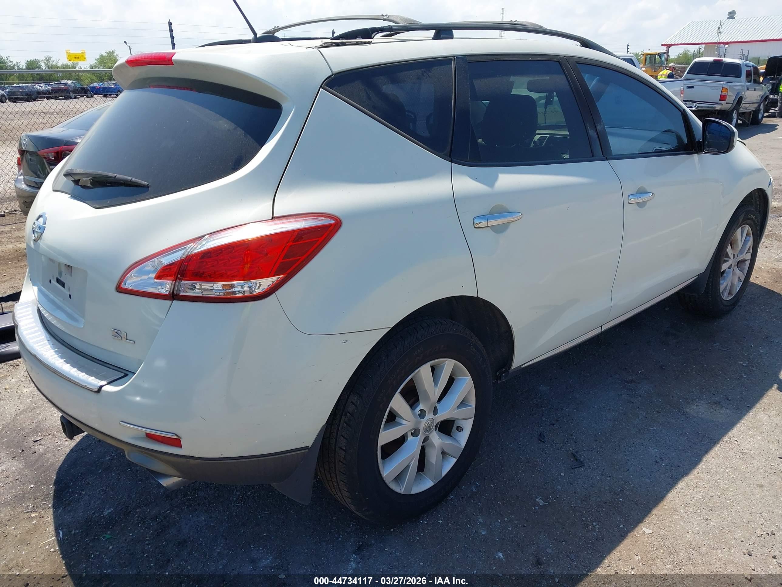 NISSAN MURANO image 4