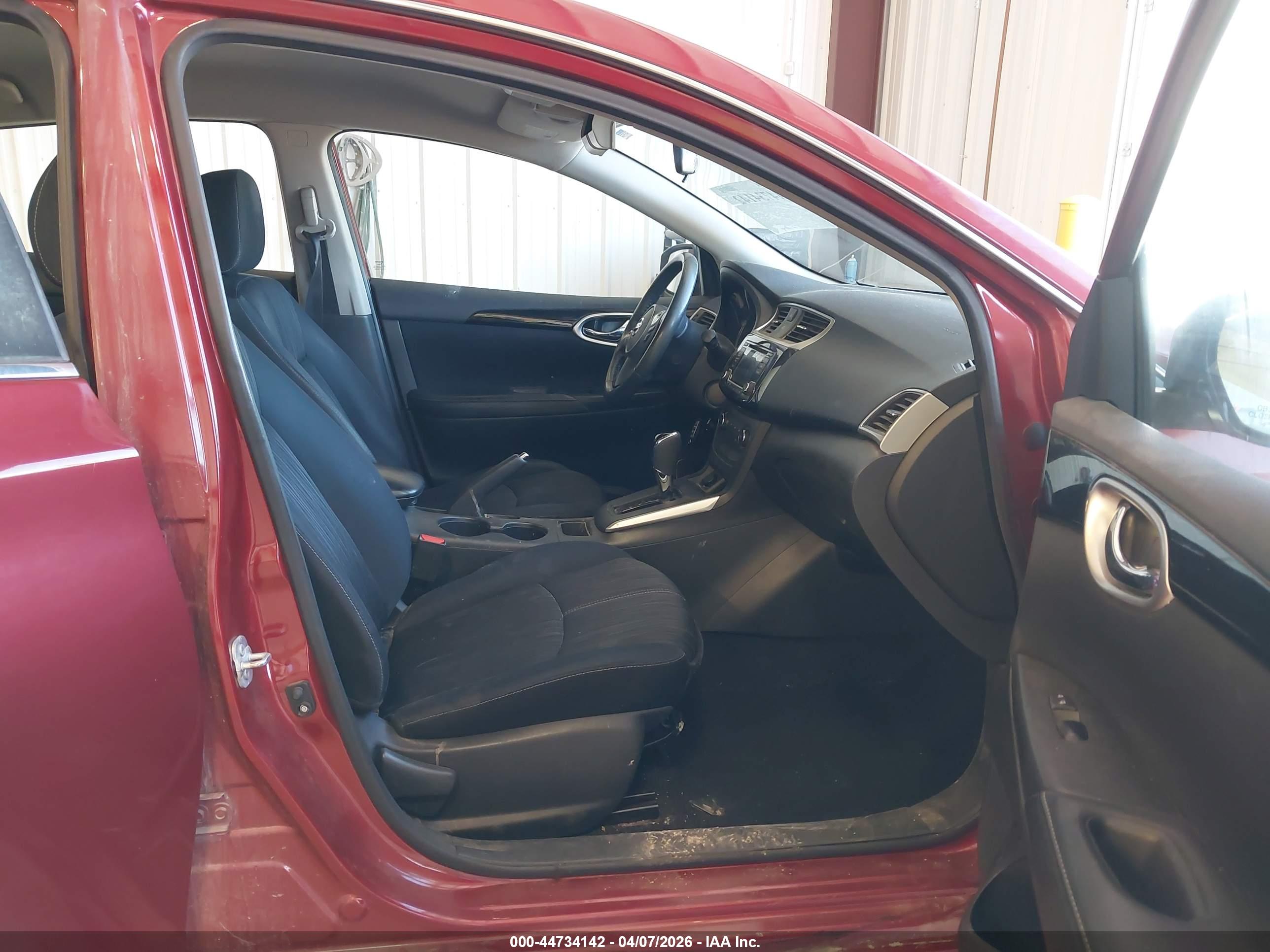 NISSAN SENTRA image 5