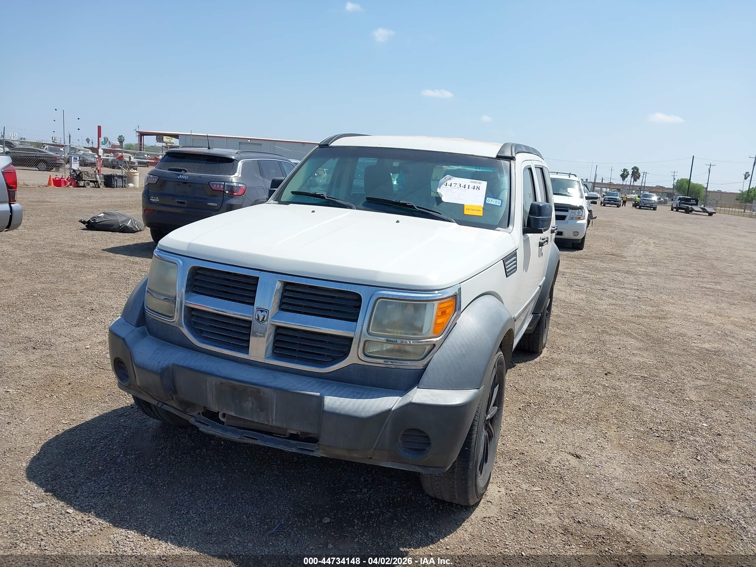 DODGE NITRO image 6