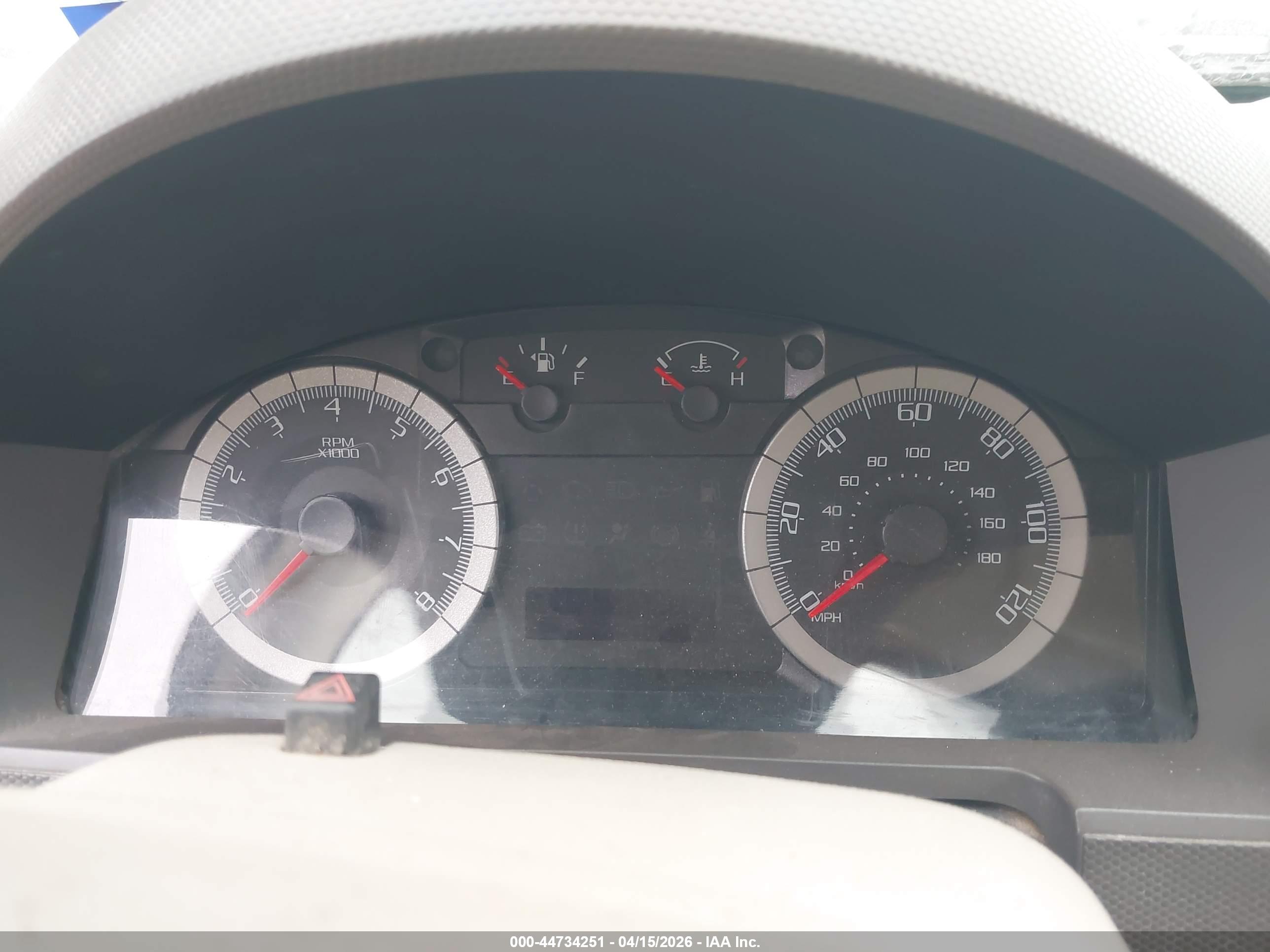 FORD ESCAPE image 7