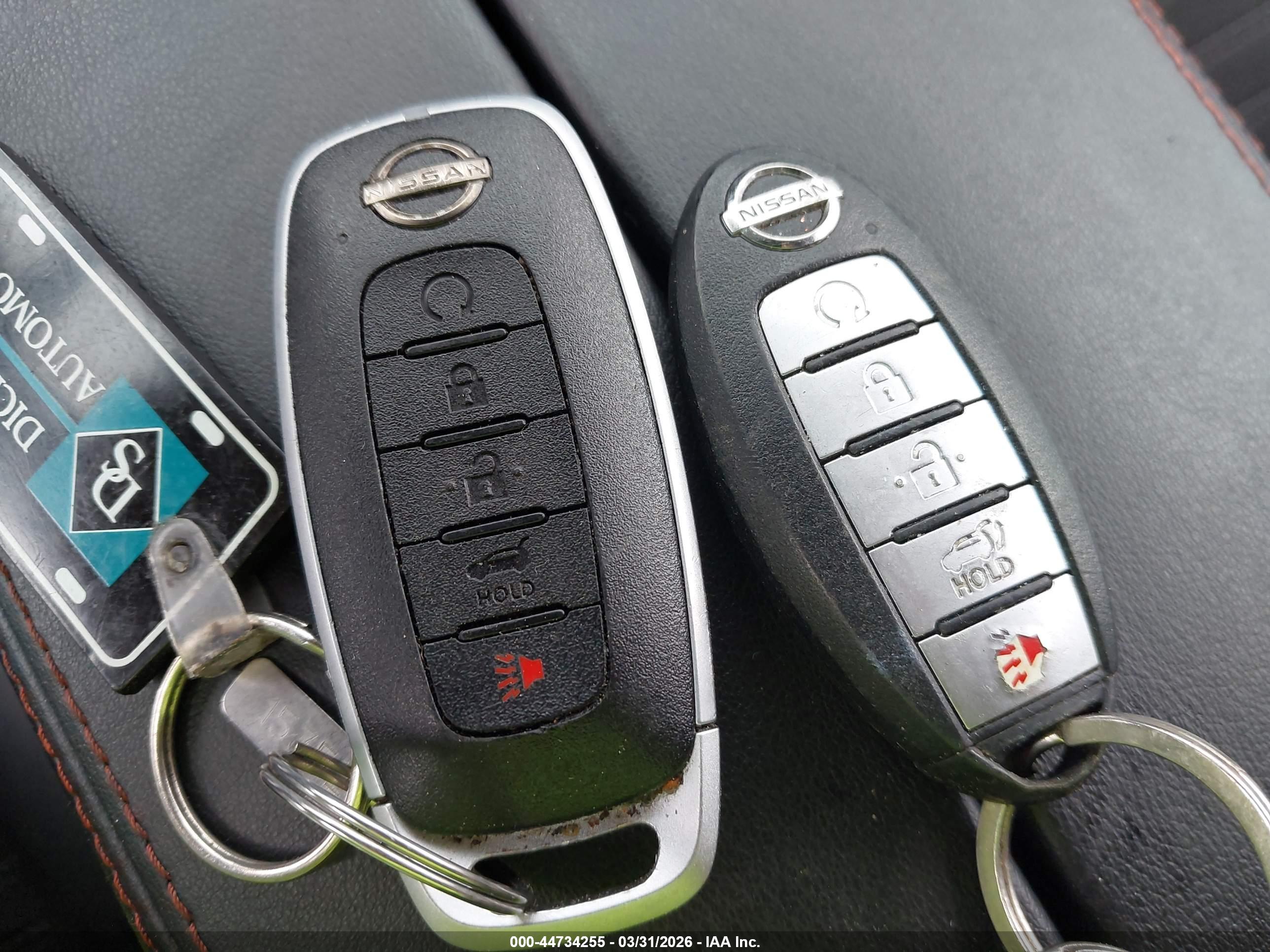 NISSAN ROGUE image 11