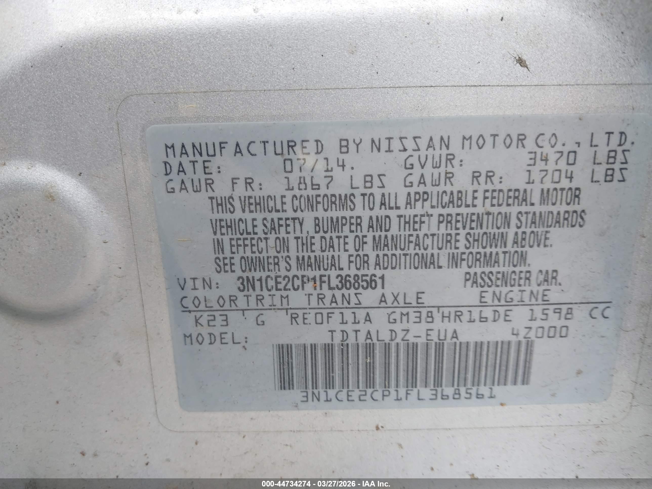 NISSAN VERSA image 9