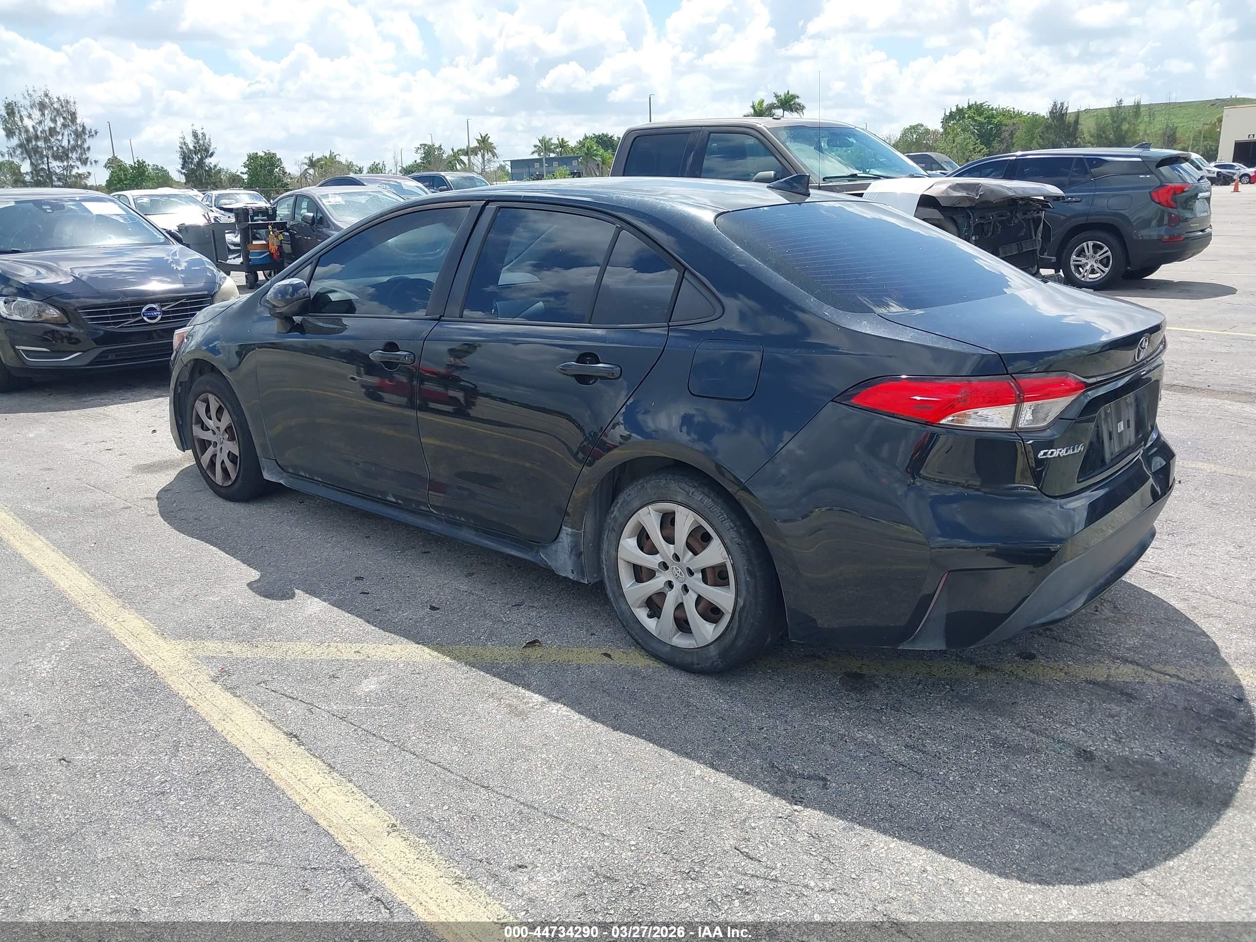 TOYOTA COROLLA image 3