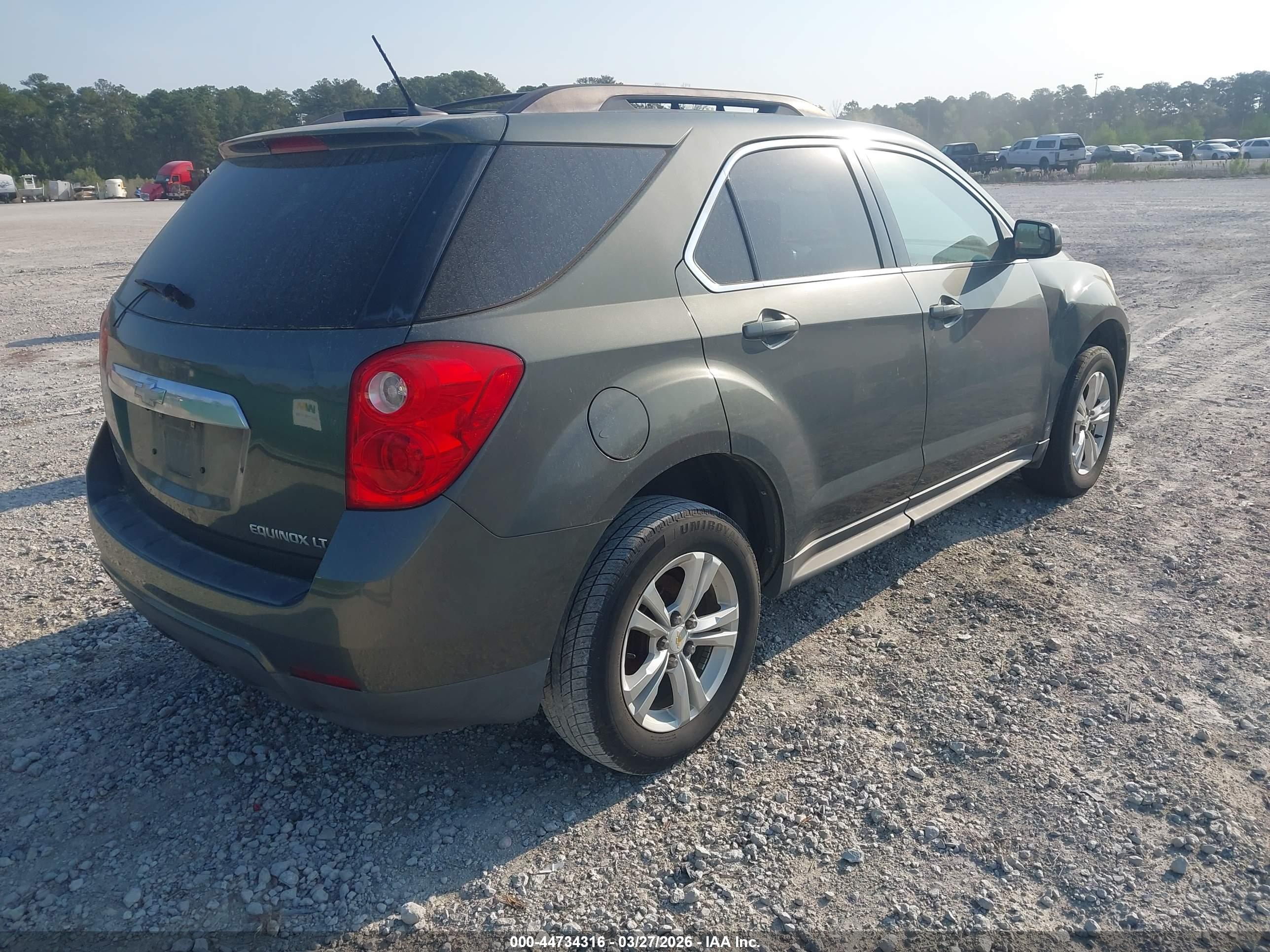 CHEVROLET EQUINOX image 4