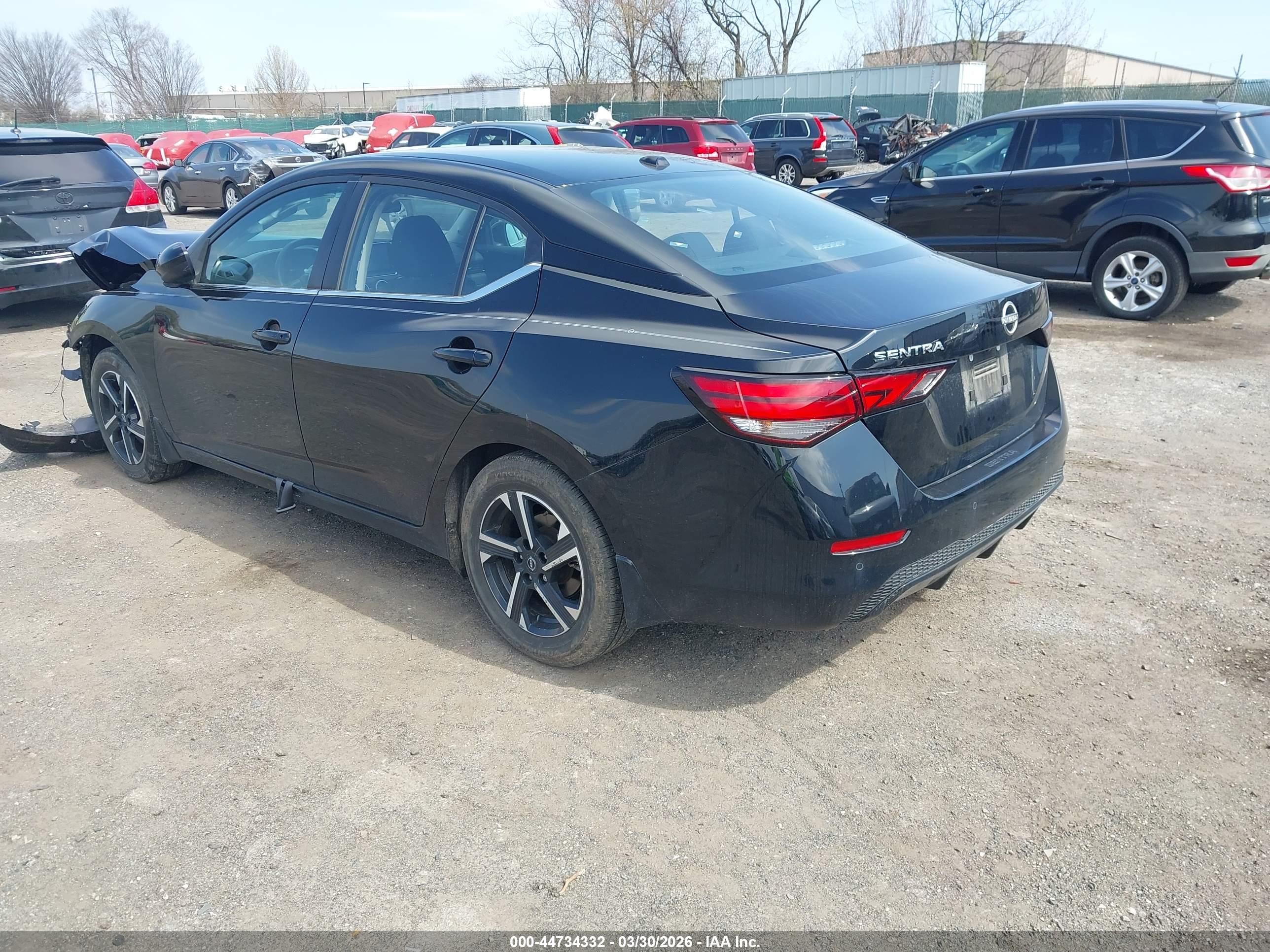NISSAN SENTRA image 3