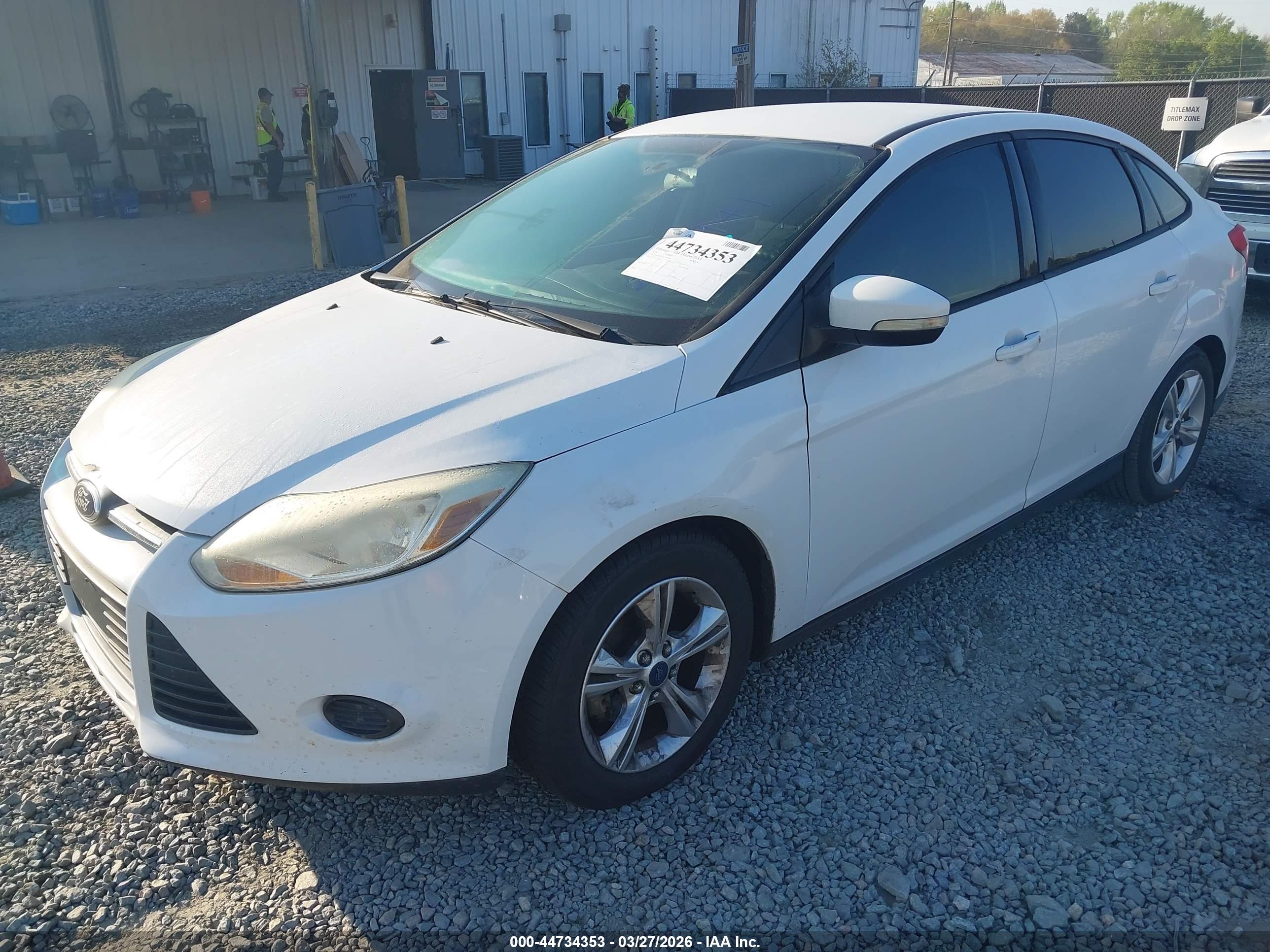 FORD FOCUS image 2