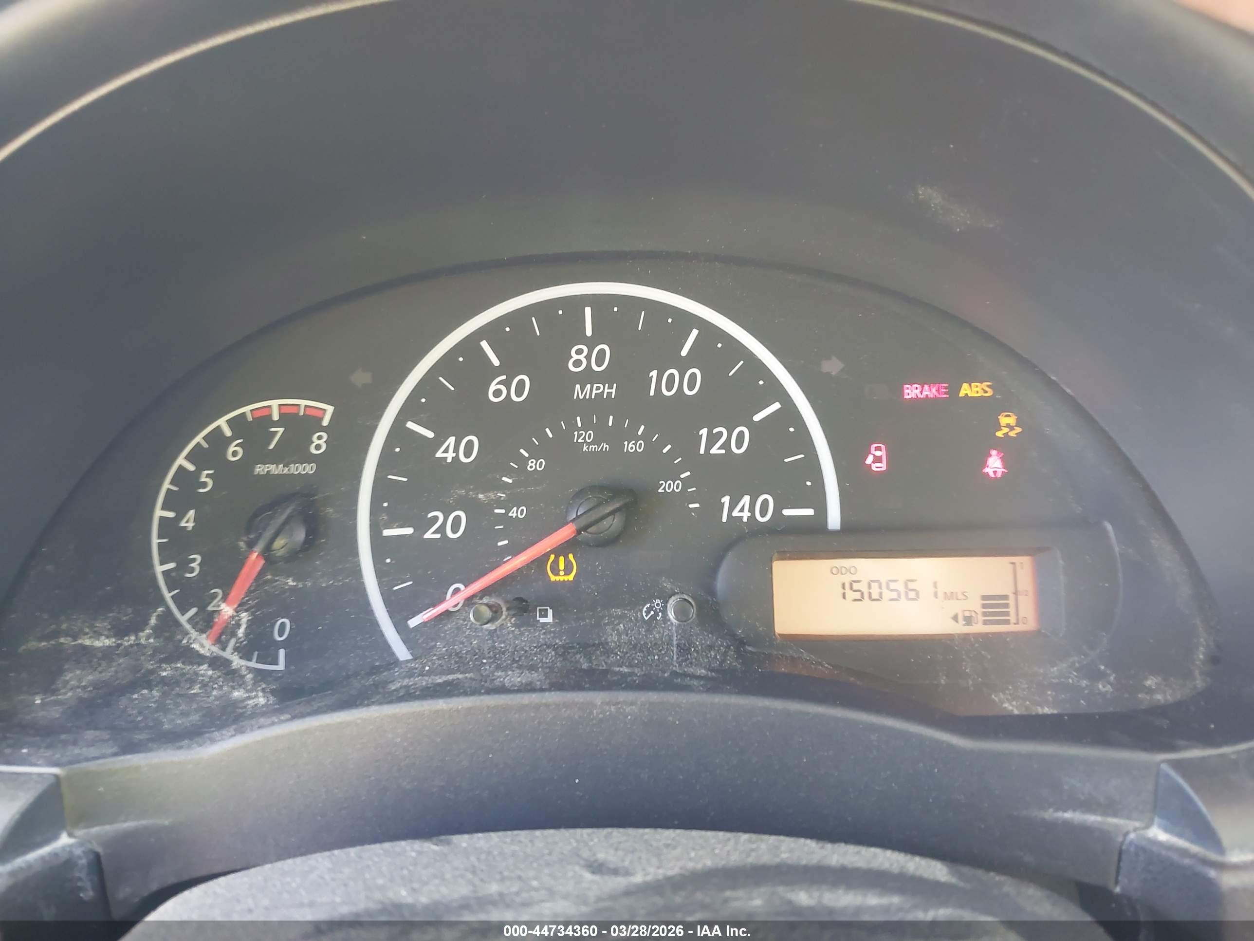 NISSAN VERSA image 7