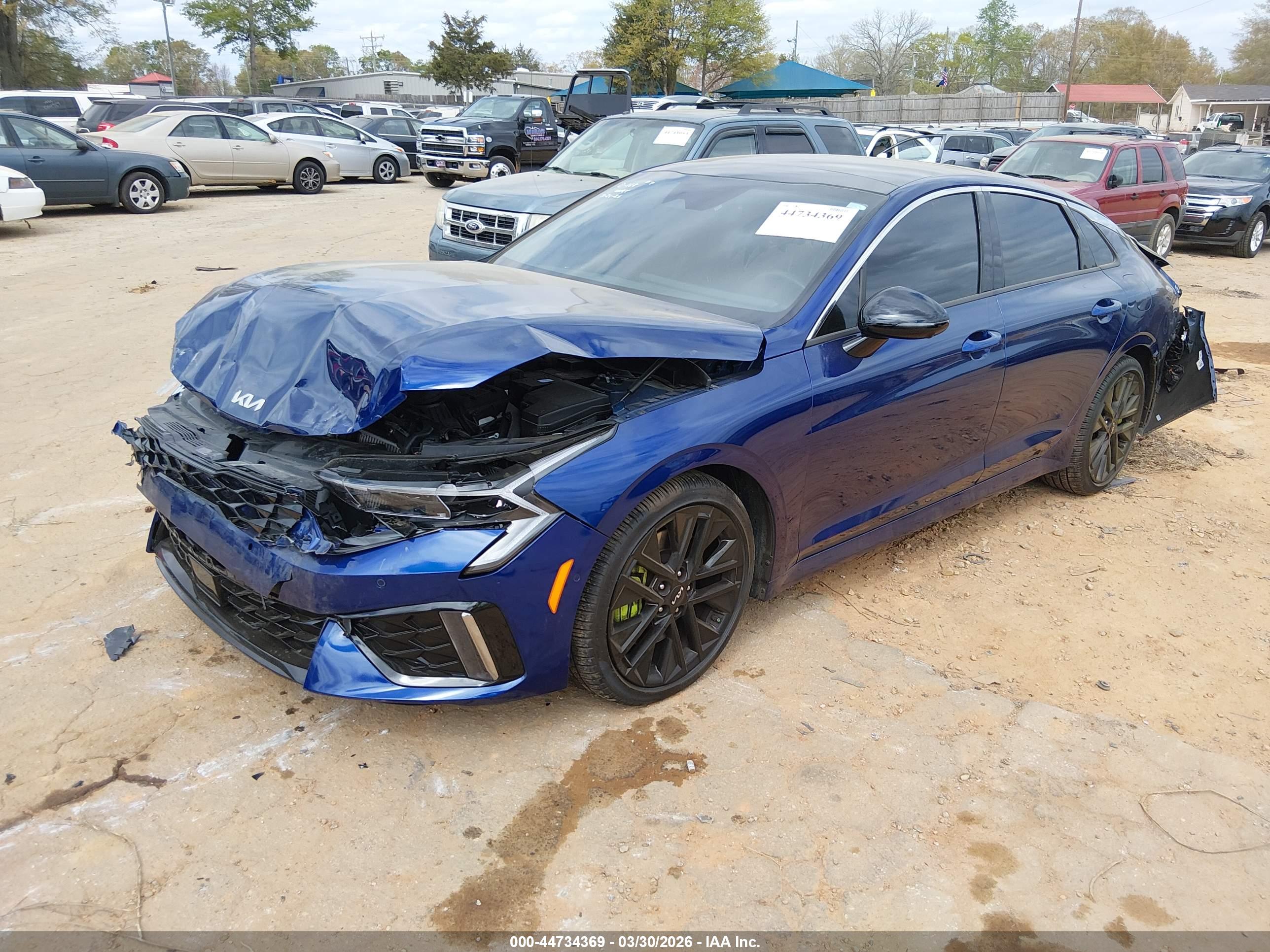 KIA K5 image 2