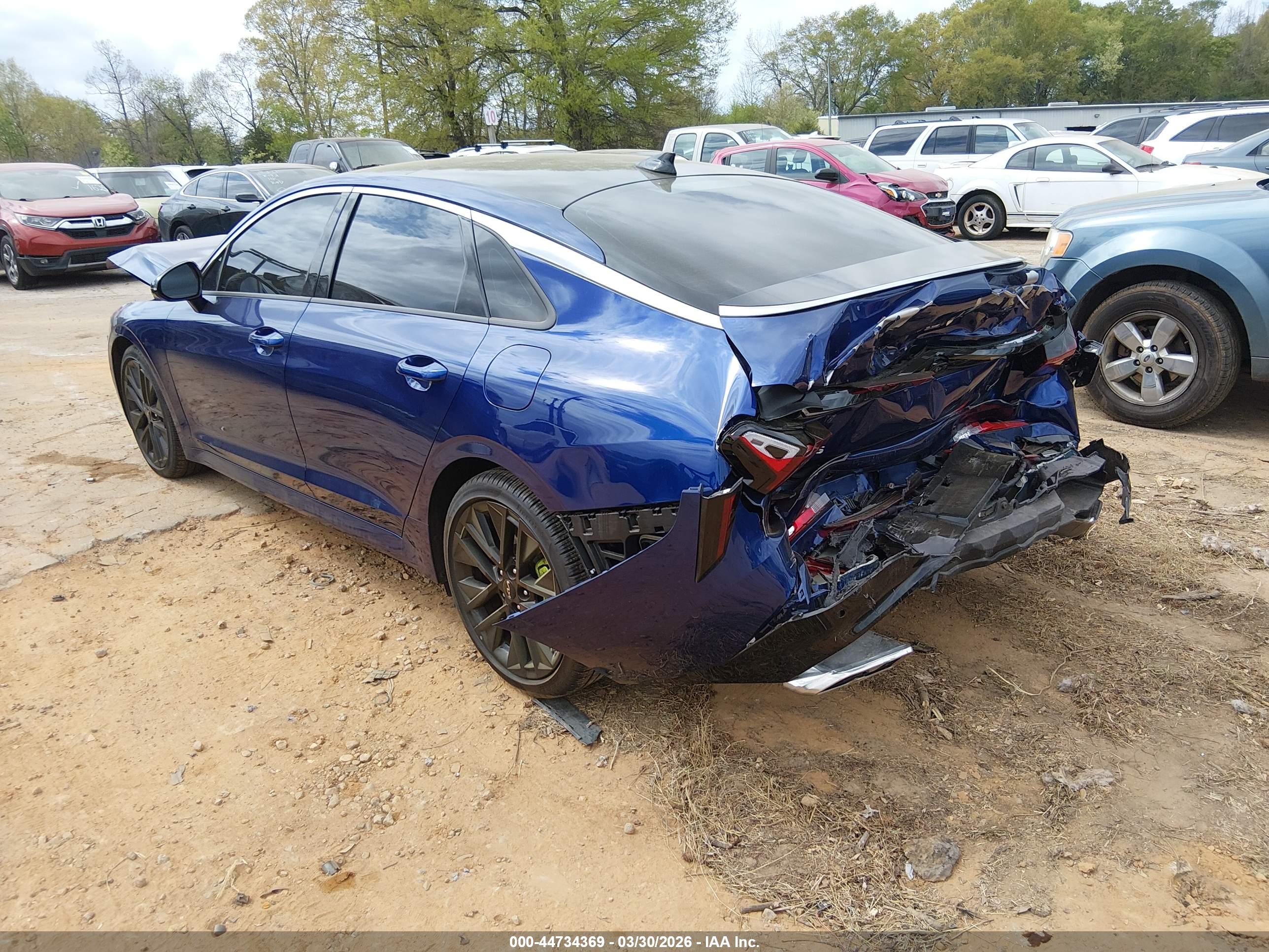 KIA K5 image 3