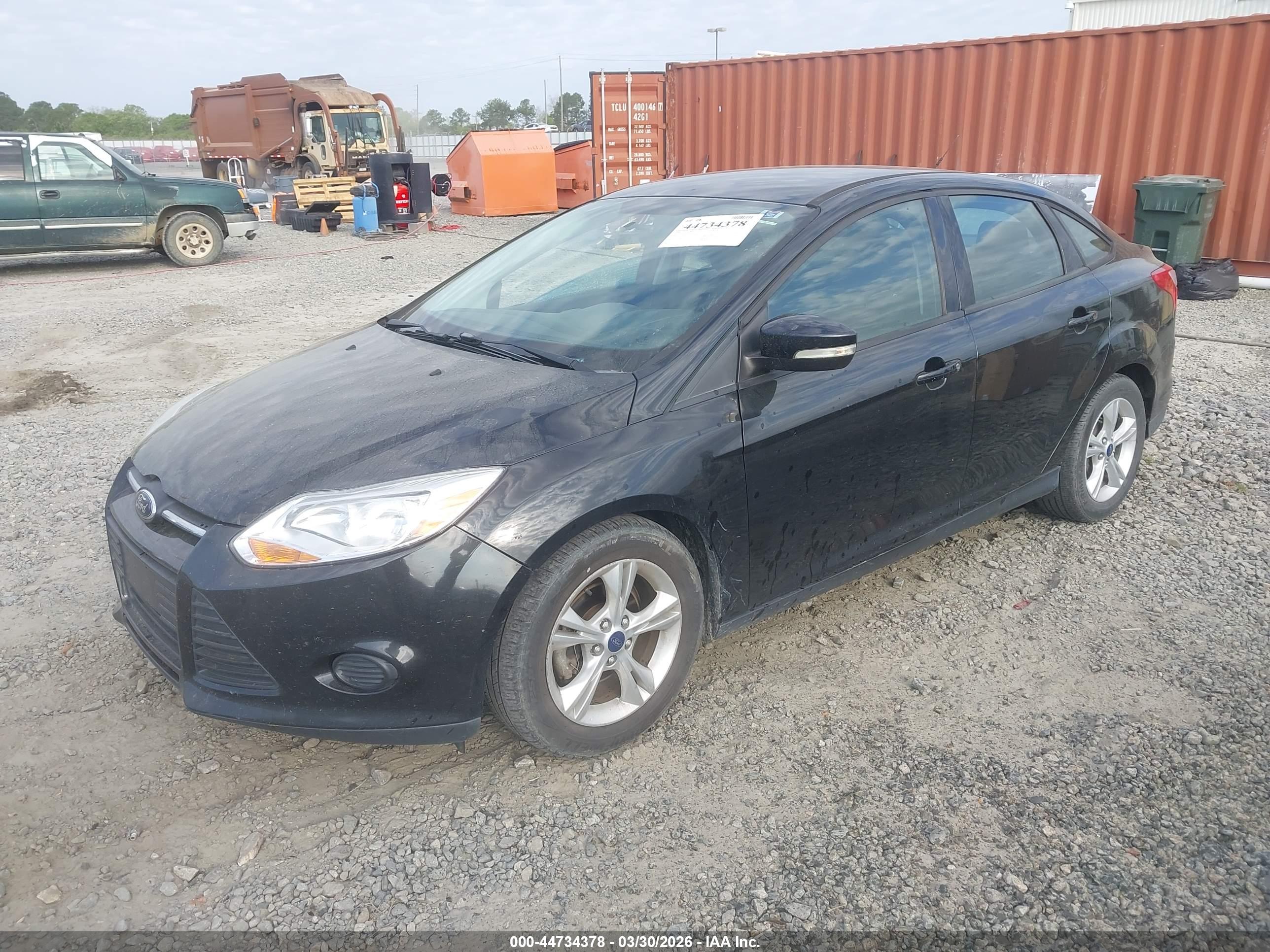 FORD FOCUS image 2