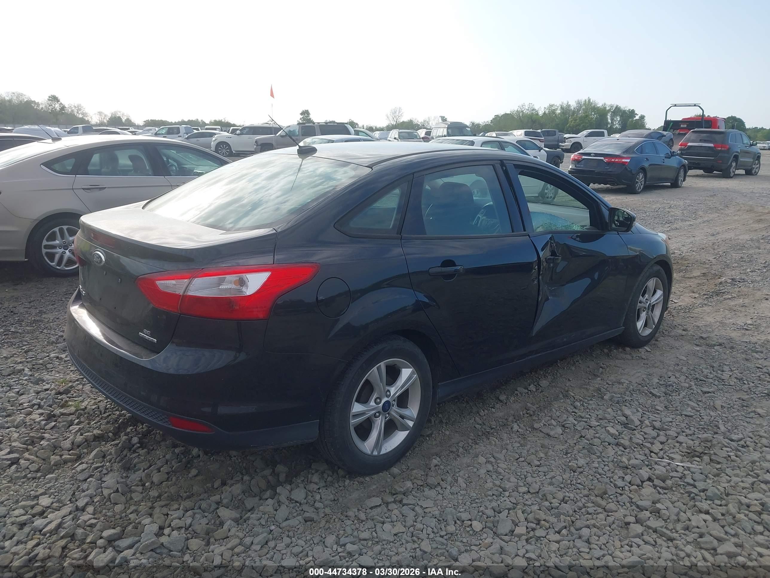 FORD FOCUS image 4