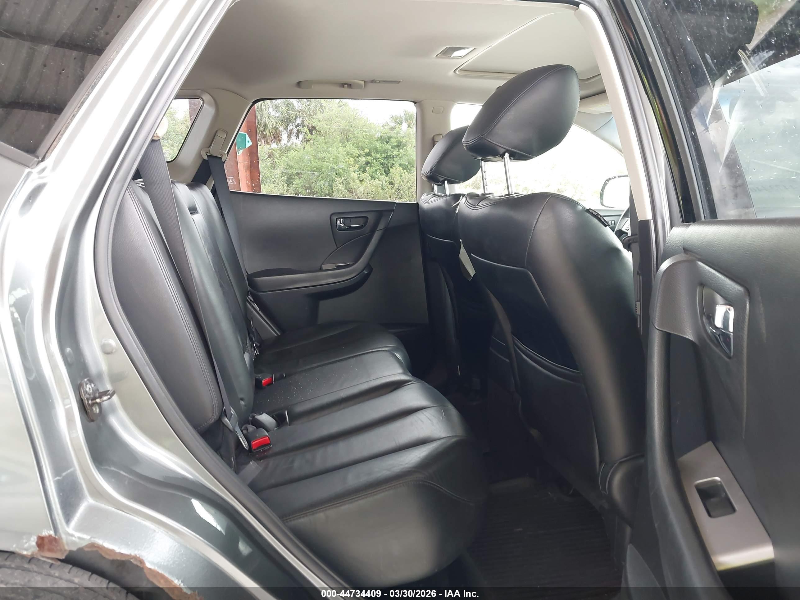 NISSAN MURANO image 8