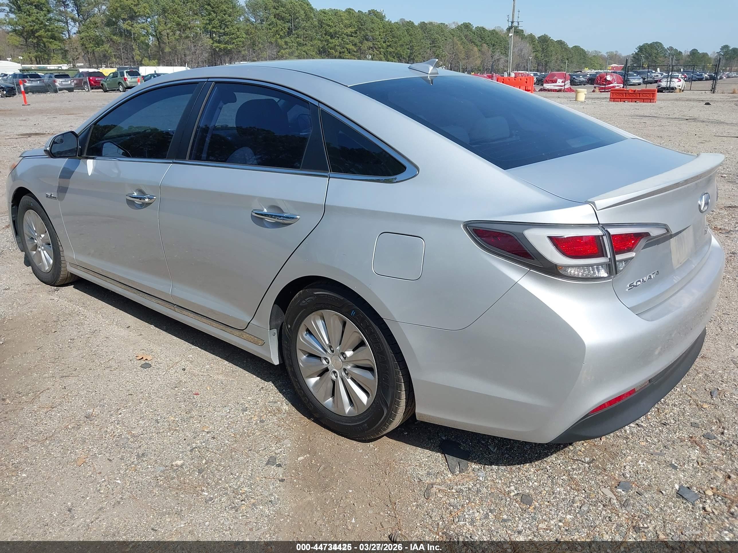 HYUNDAI SONATA image 3
