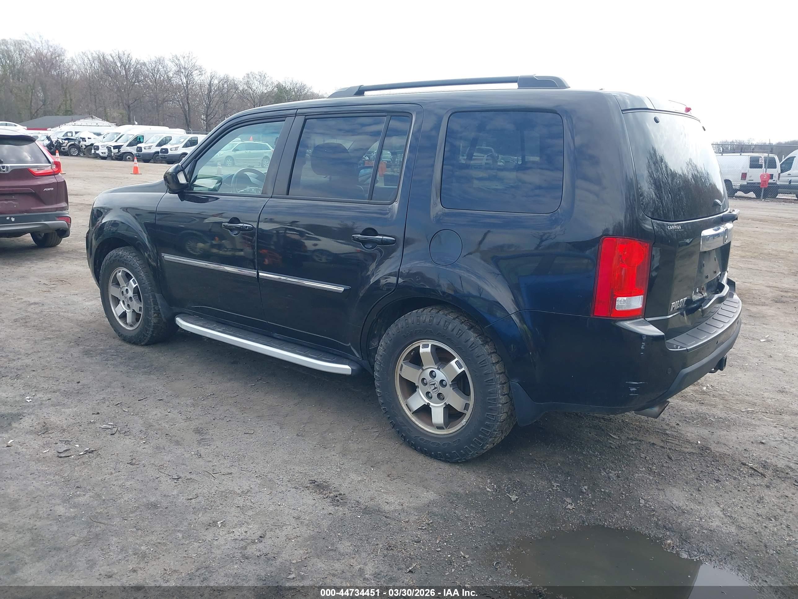 HONDA PILOT image 3