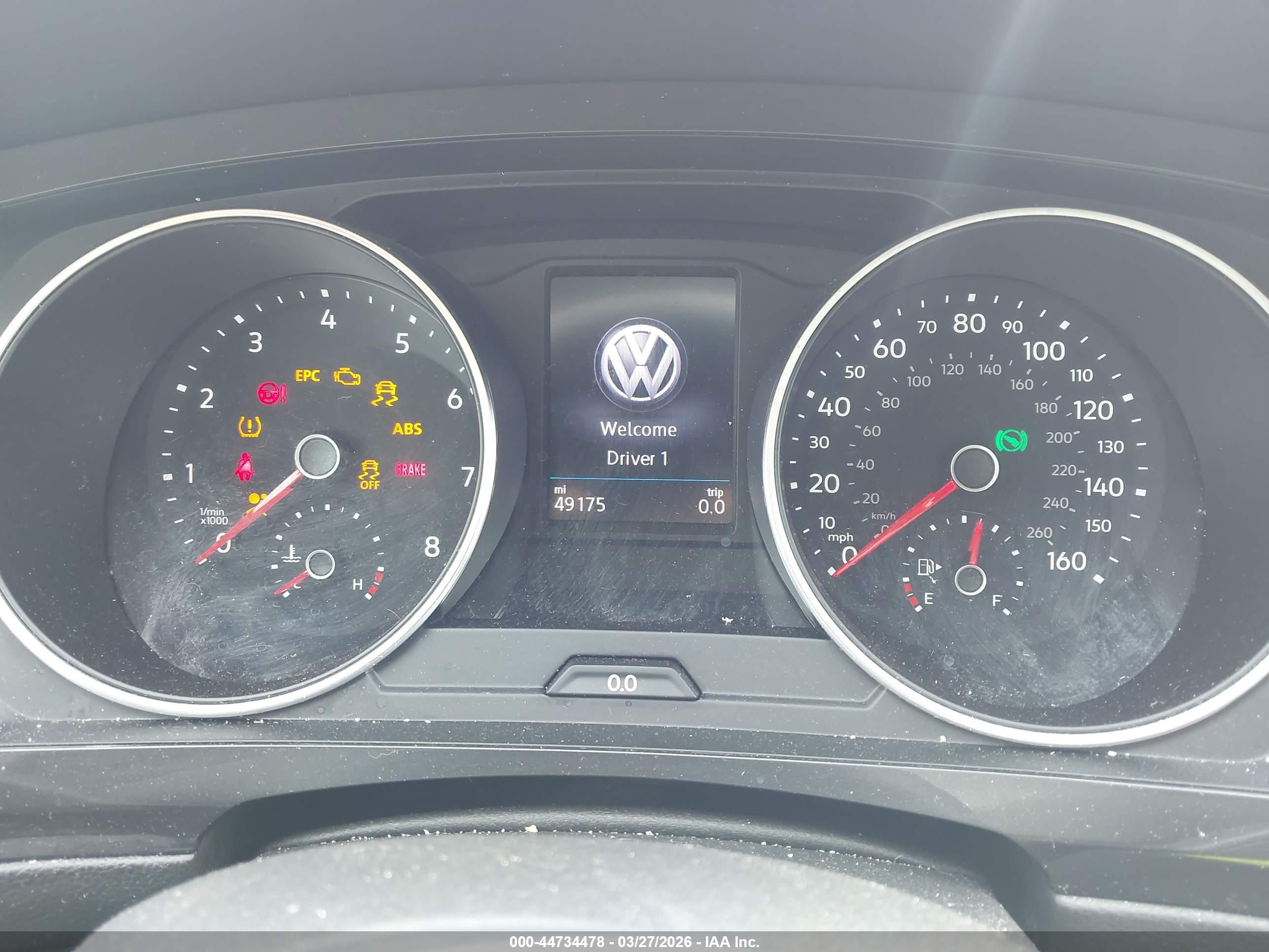 VOLKSWAGEN TIGUAN image 7
