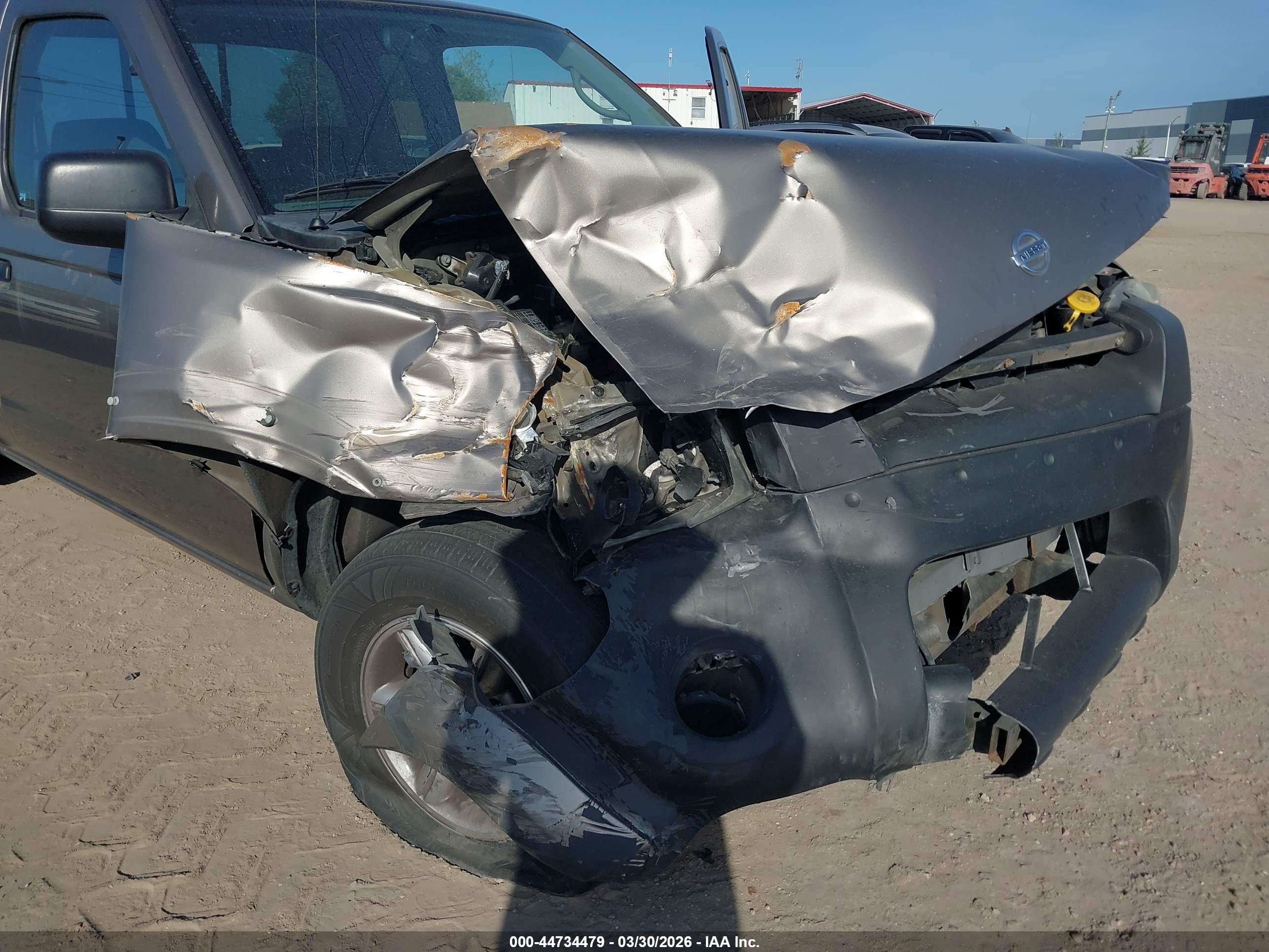 NISSAN FRONTIER image 6