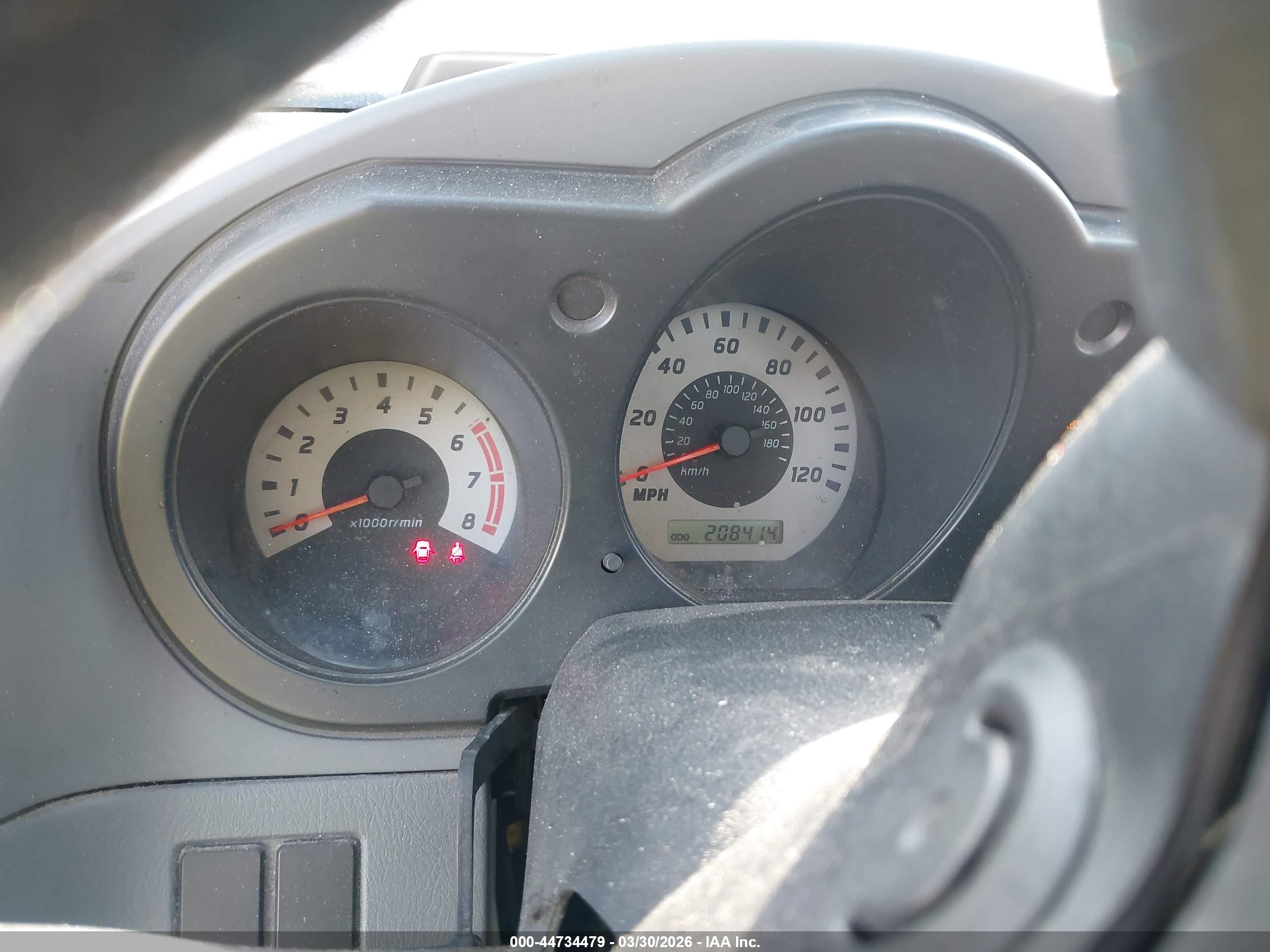 NISSAN FRONTIER image 7