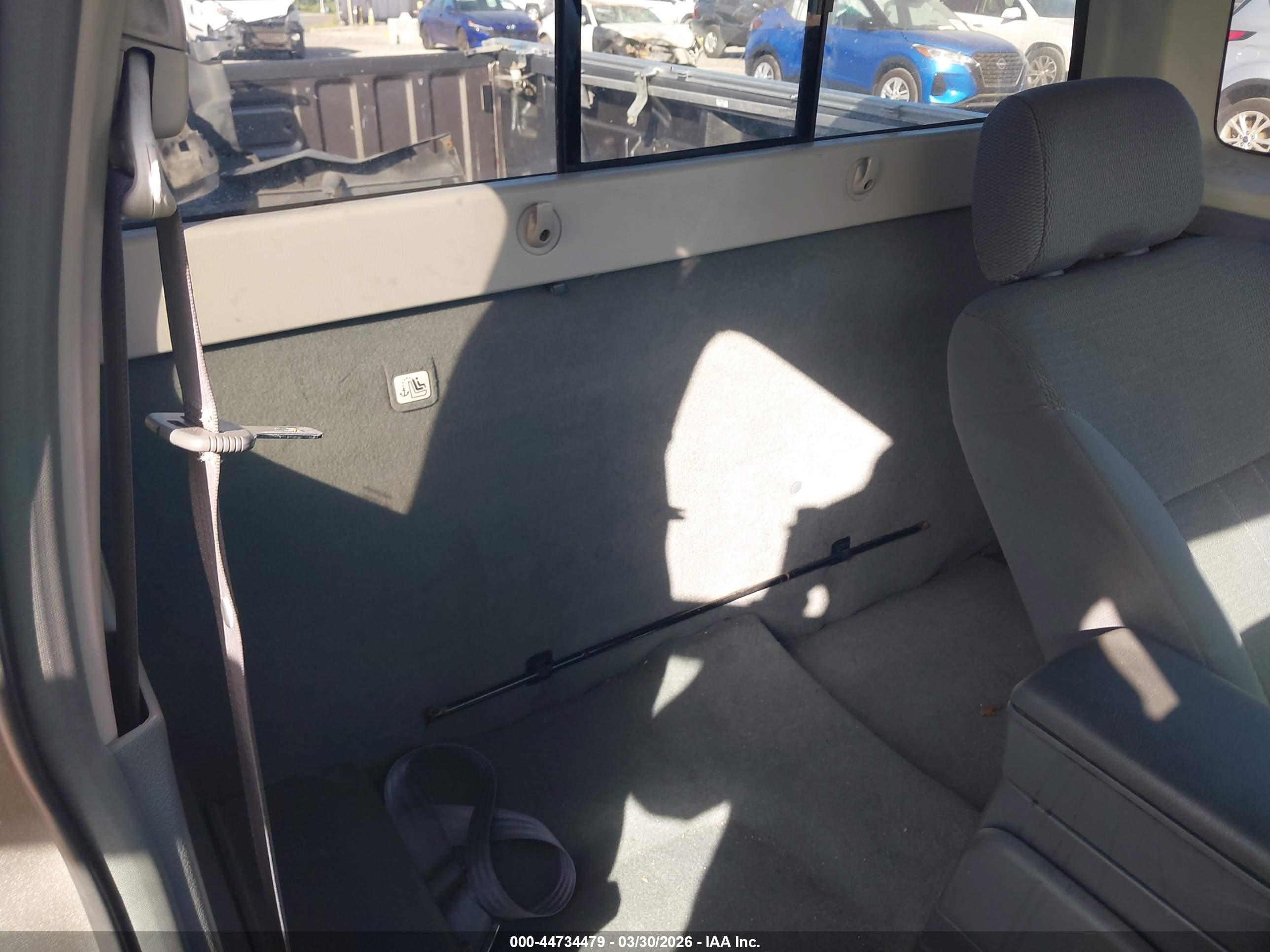 NISSAN FRONTIER image 8