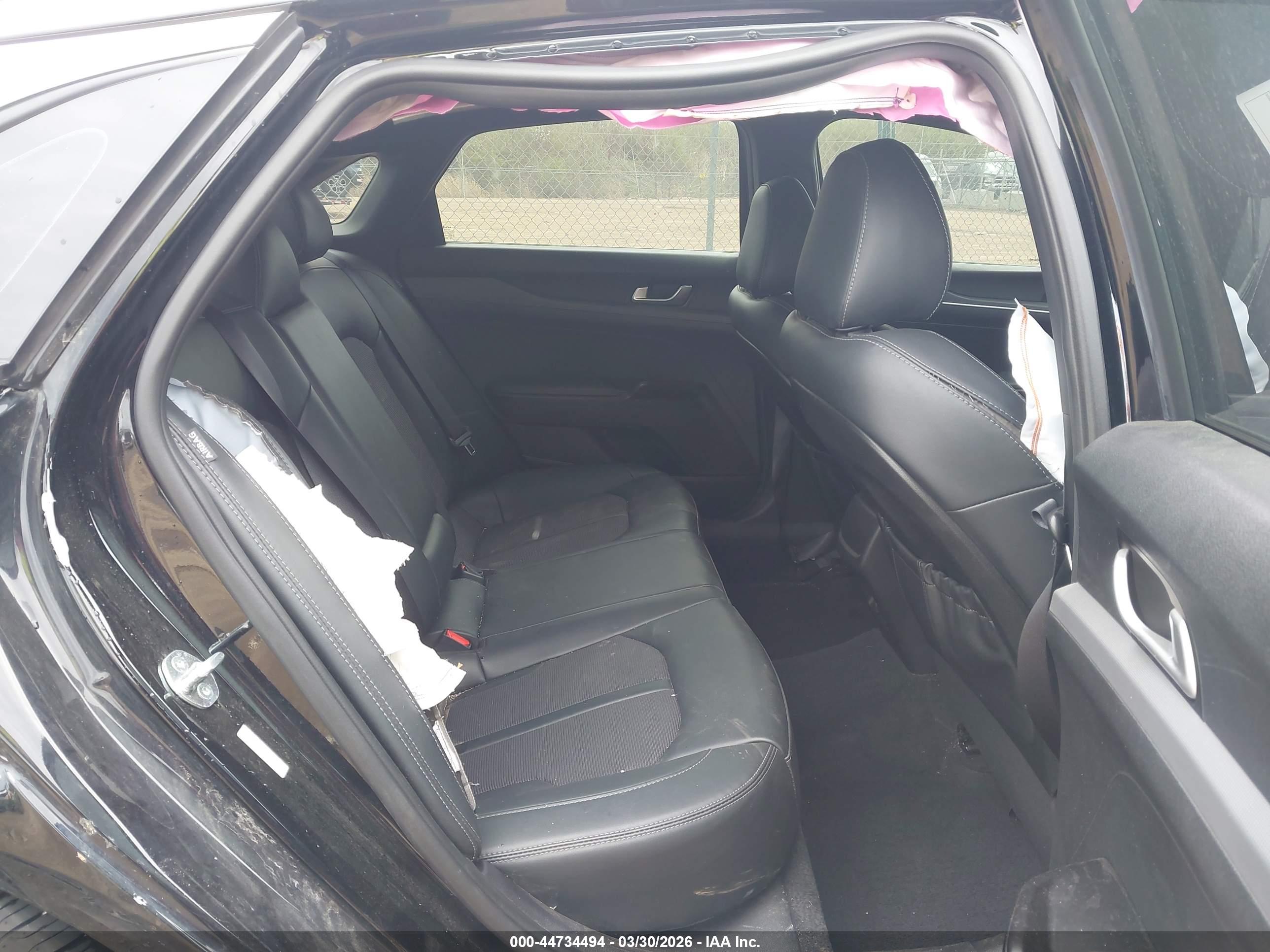 KIA K5 image 8